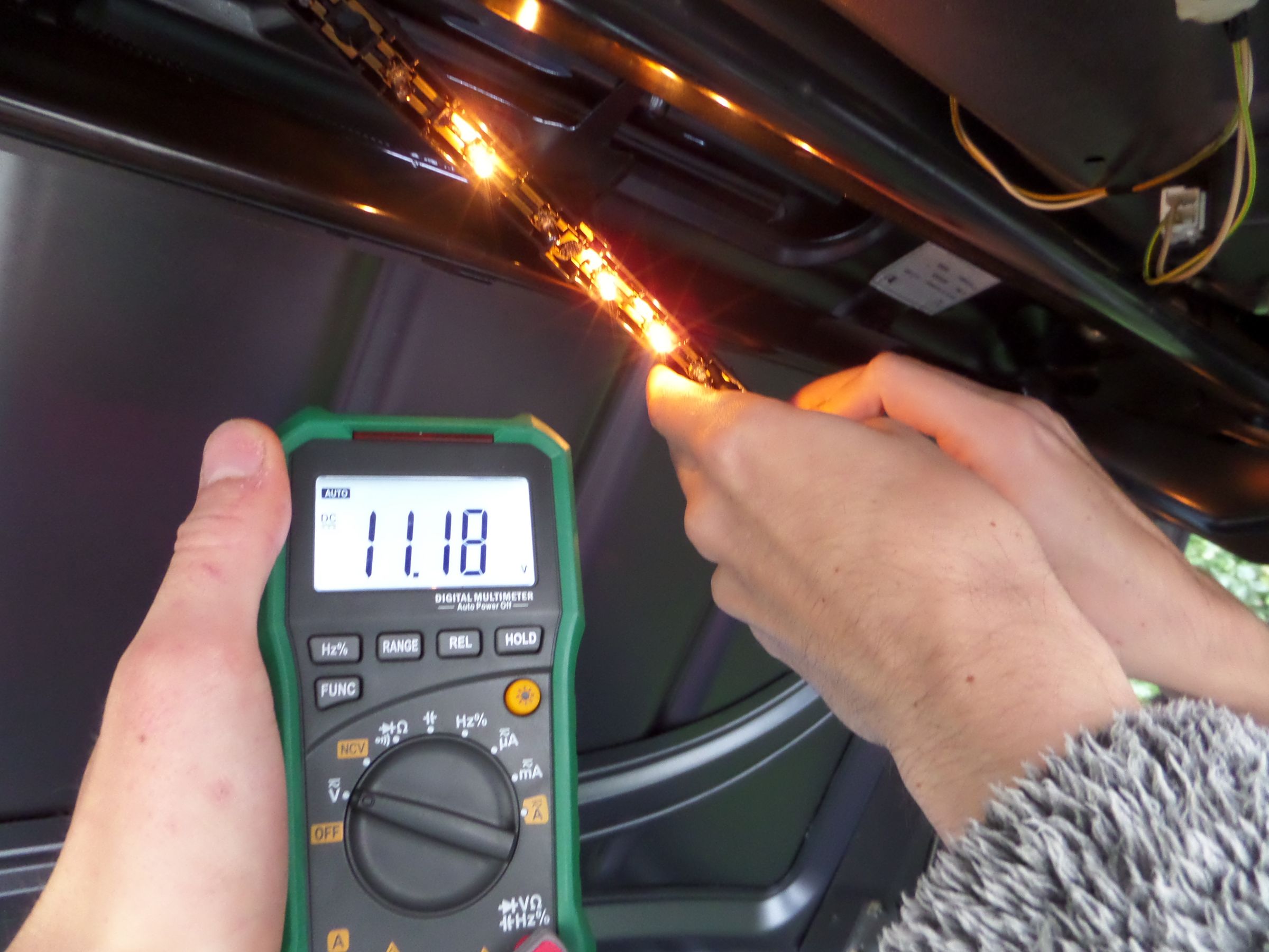 Car Brake Light Repair (LED Conversion) 4 Steps (with Pictures