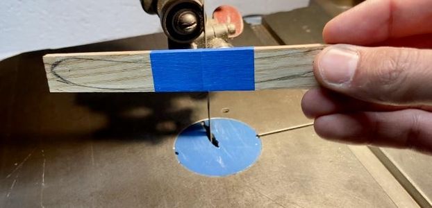 DIY Straight Razor From an Old Saw Blade : 6 Steps (with Pictures ...