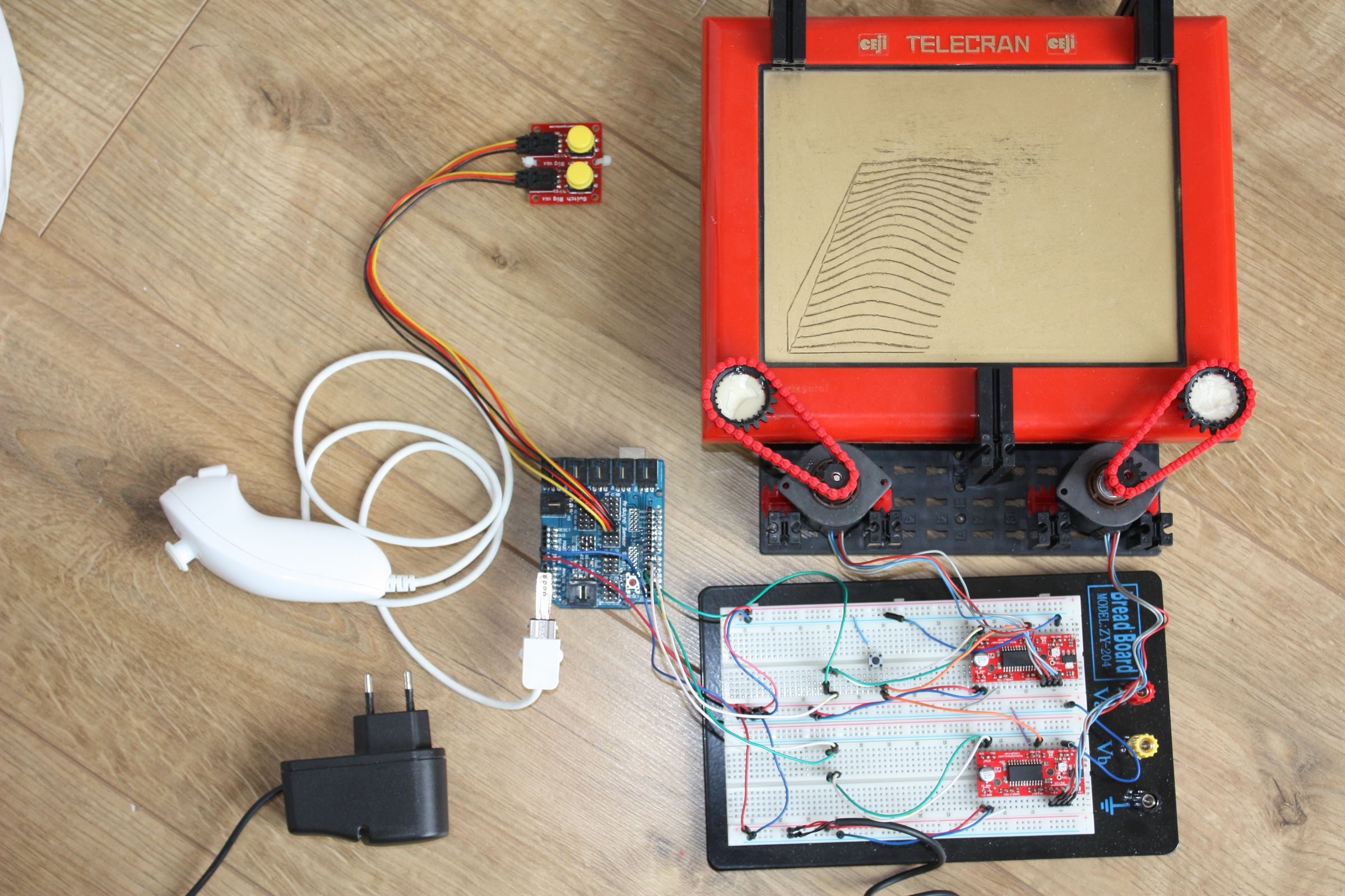 Telecran (Etch a Sketch) + Arduino = Telecranduino !