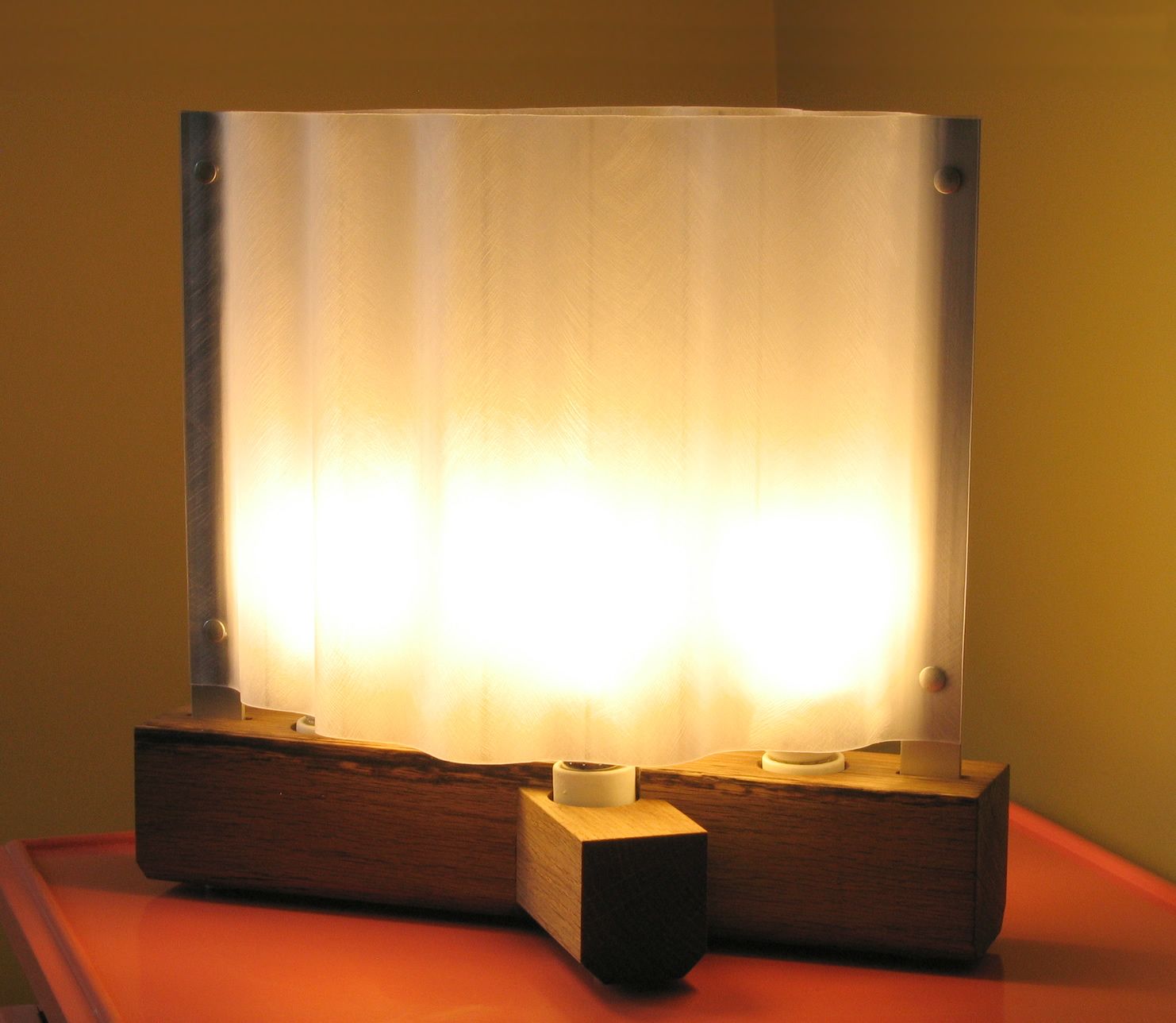 Small Eco-footprint Living Room Light