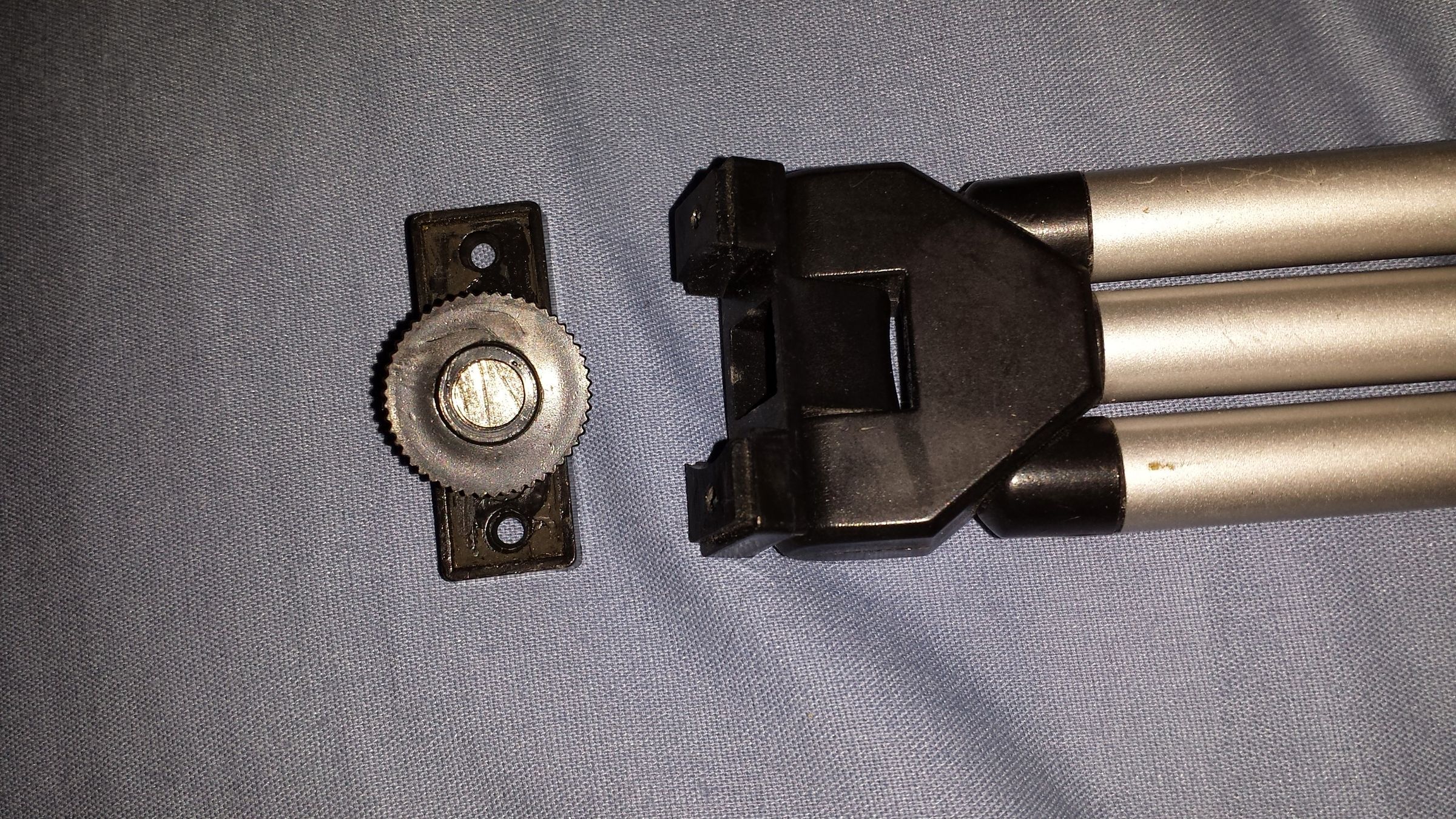 Trekking Pole Monopod Mount : 7 Steps - Instructables