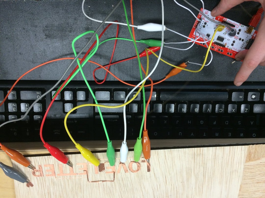 MakeyMakey Tactile Messages