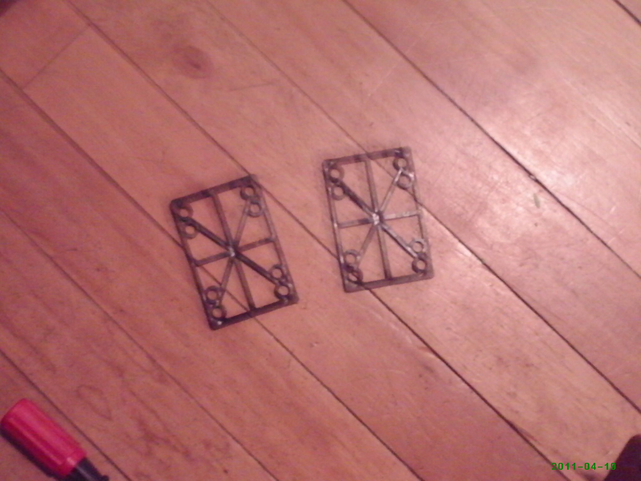 How to Lube Your Bearings and Put Risers on a Skateboard!!! 11 Steps