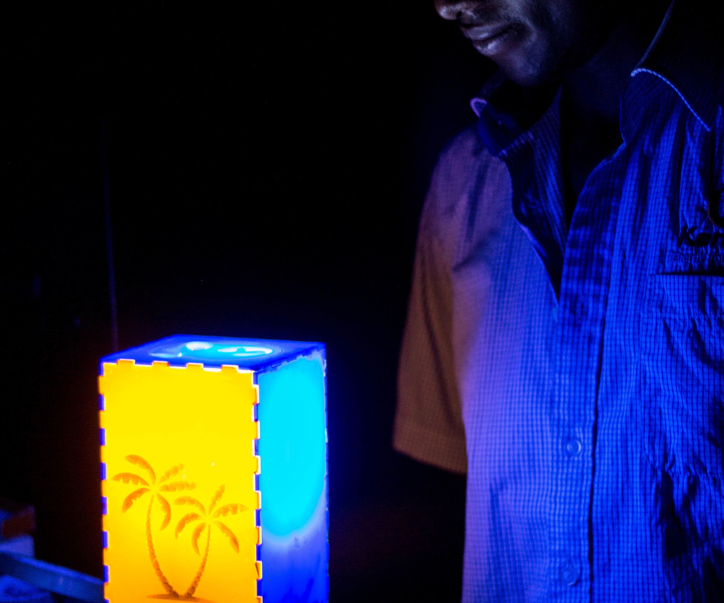 SAFARI MEDITATION LAMP
