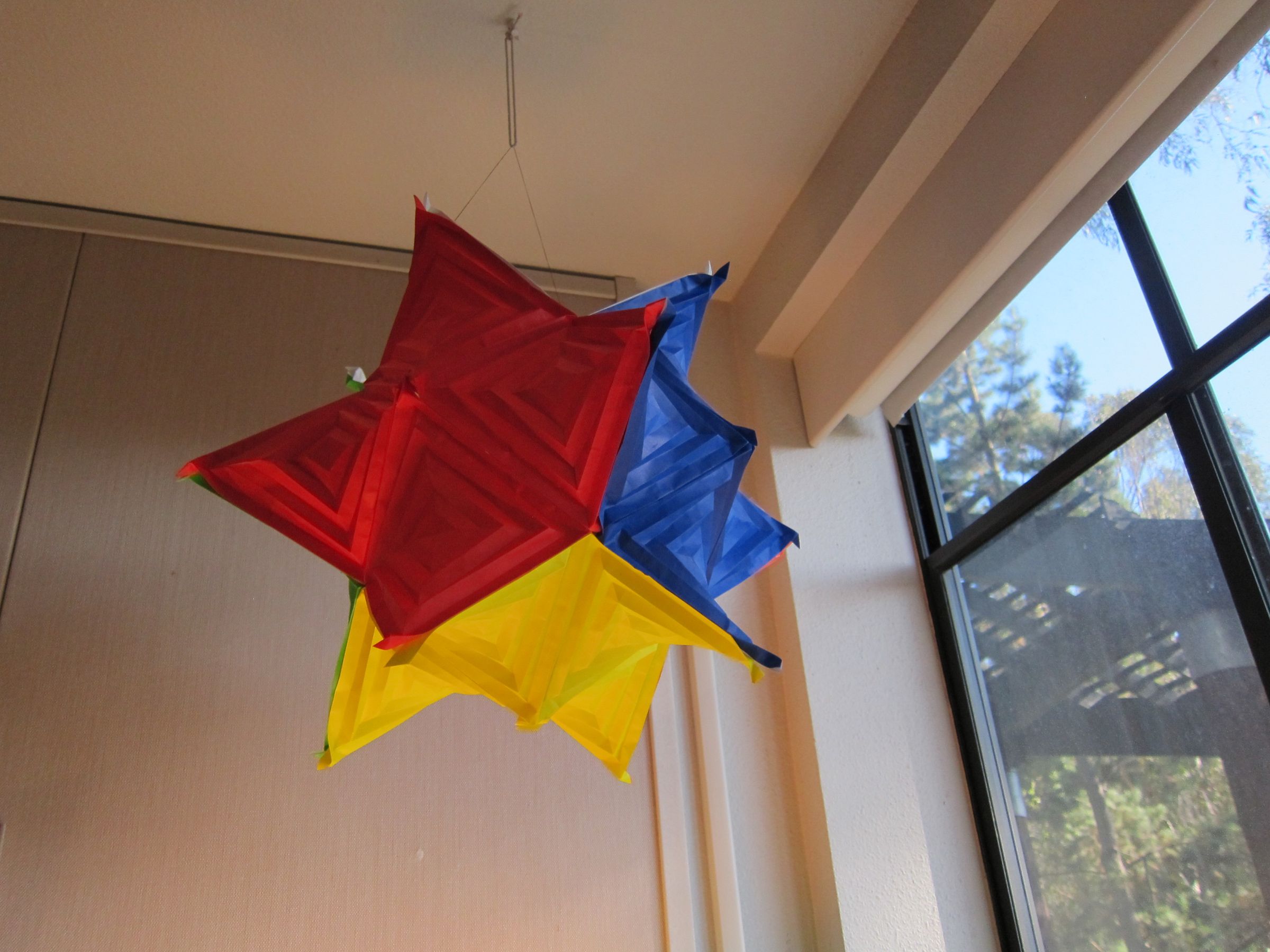 Paper "Cube" Made of Hyperbolic Paraboloids - Modular Math Origami