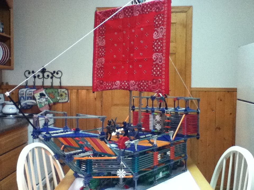 K'NEX Pirate Playship