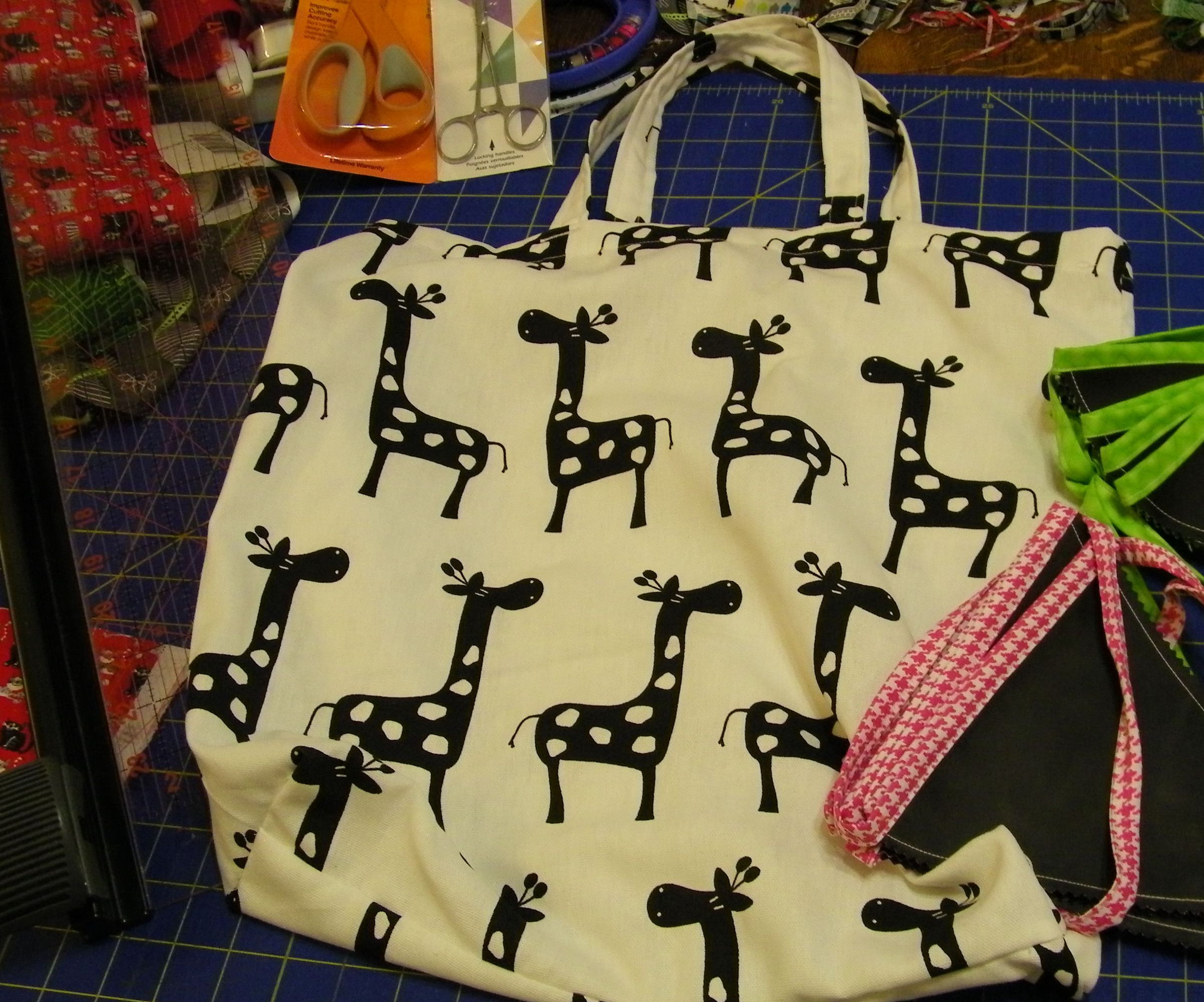 Simple Finished Boxed Corner for Re-usable Shopping Bag