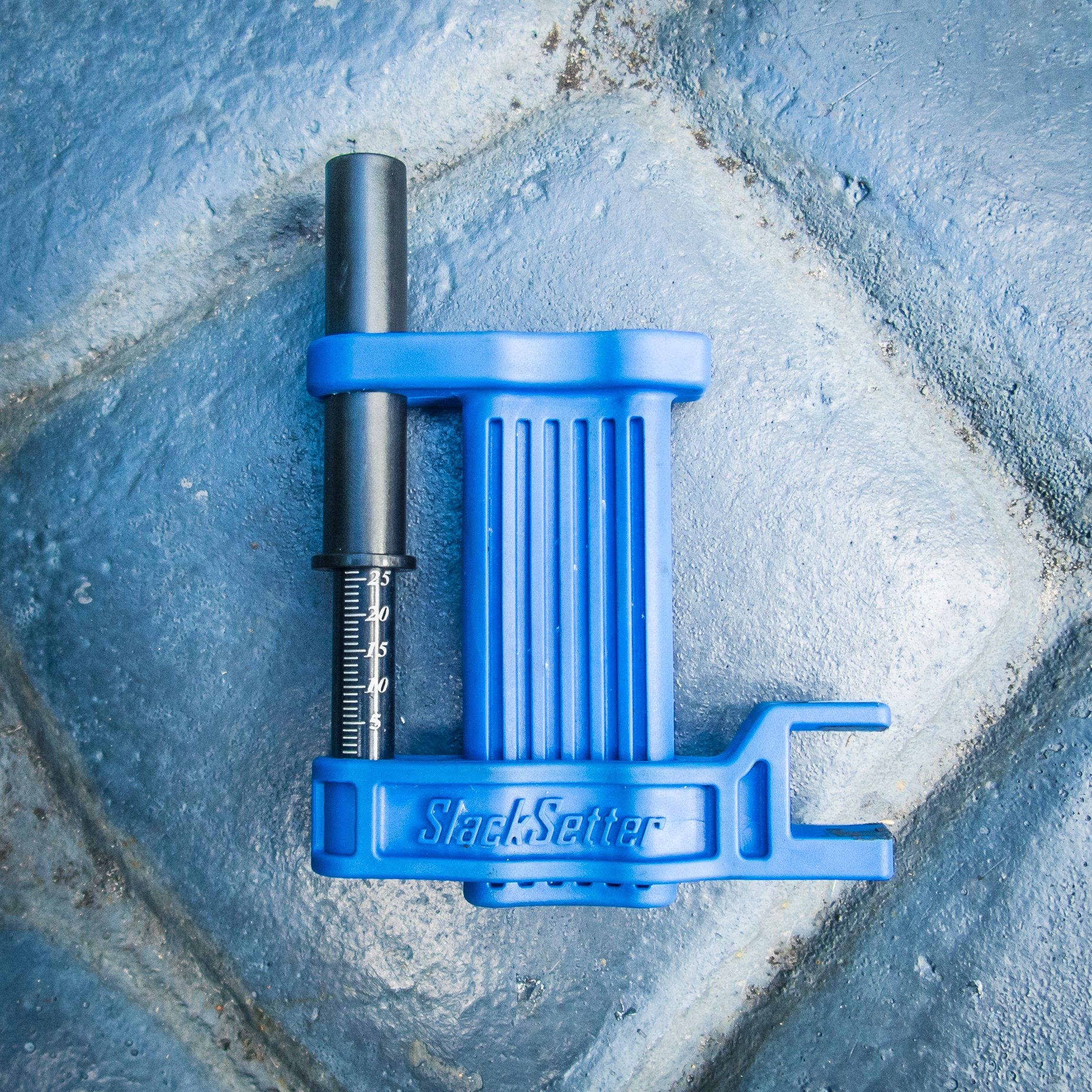 DIY Motorcycle Chain Tension Adjustment & Rear Wheel Alignment 13