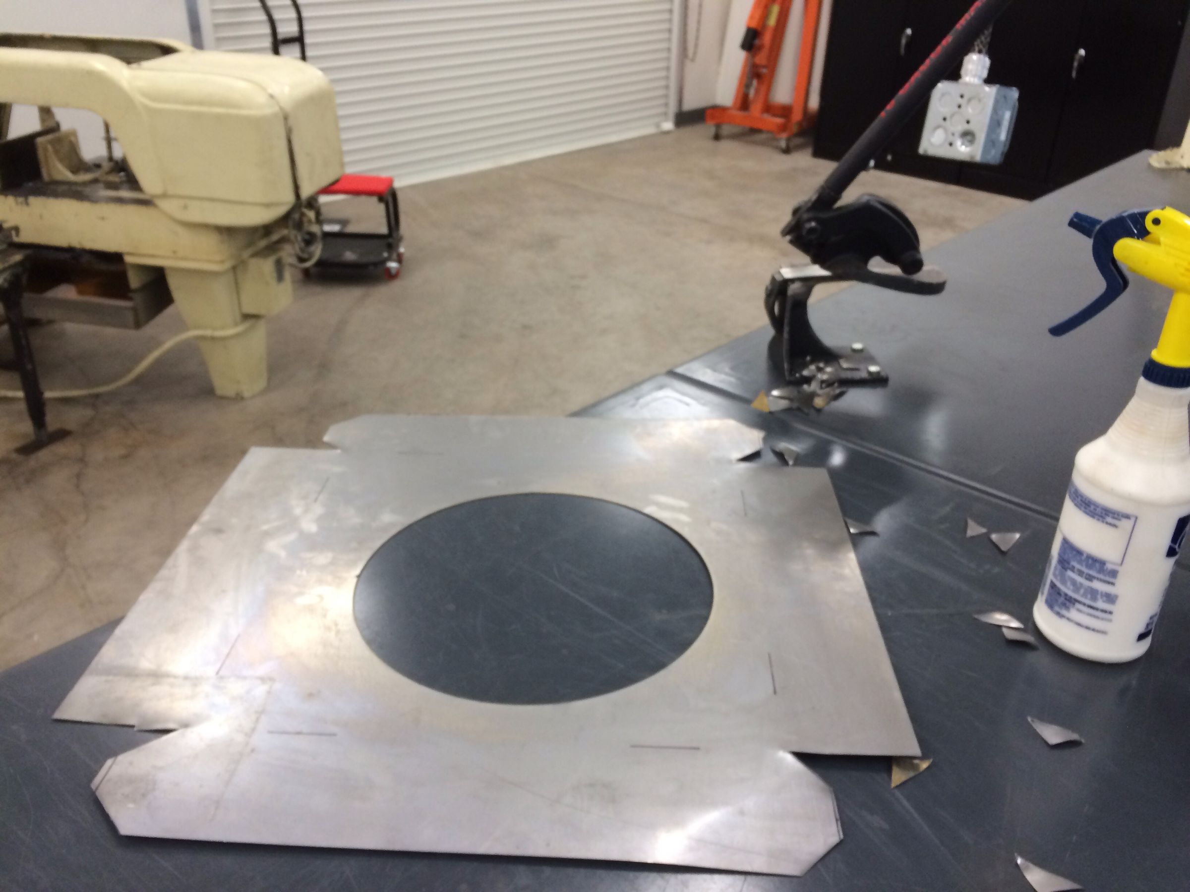 Cutting Sheet Metal on the Water Jet