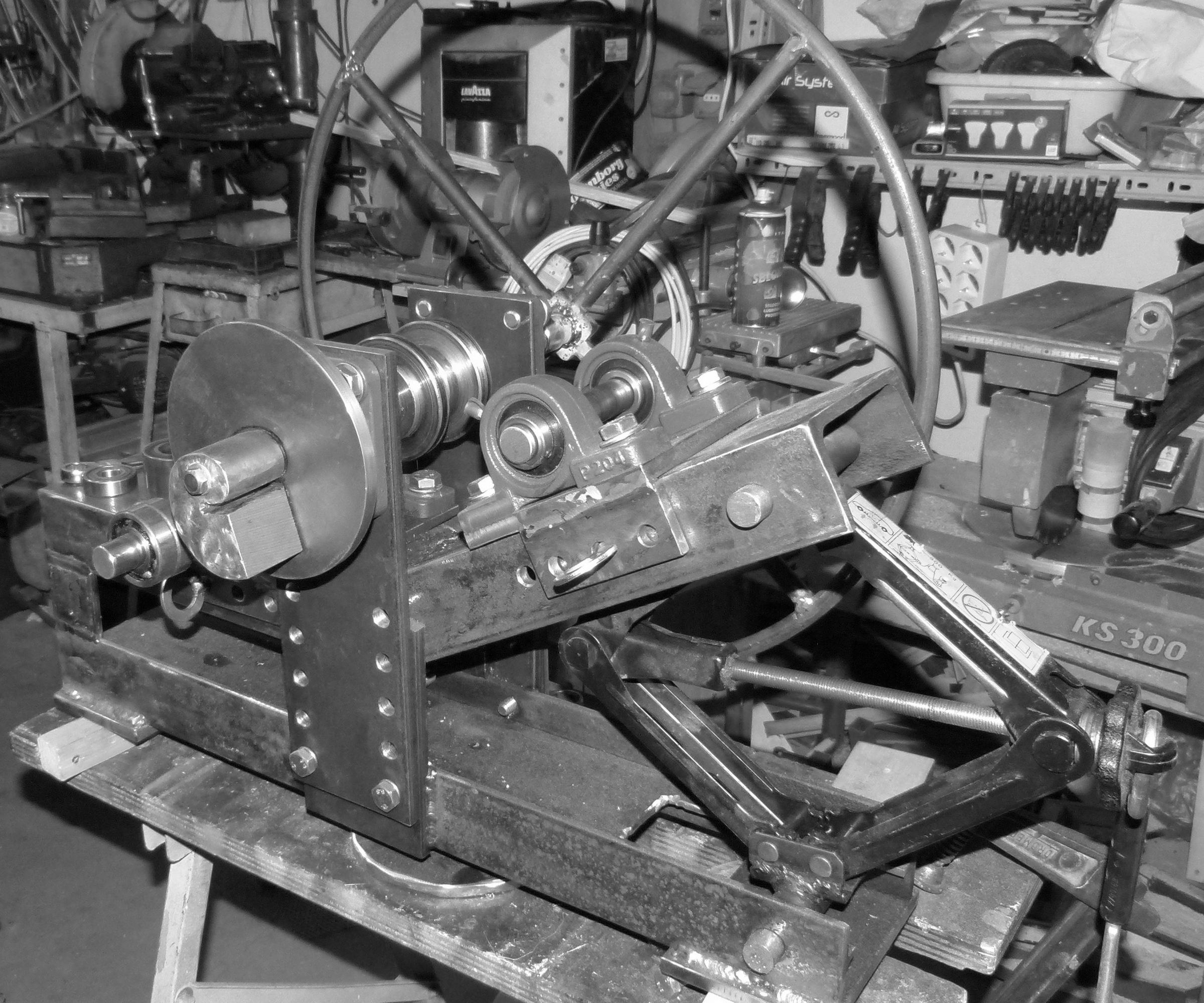 DIY - Metal Roller Bender