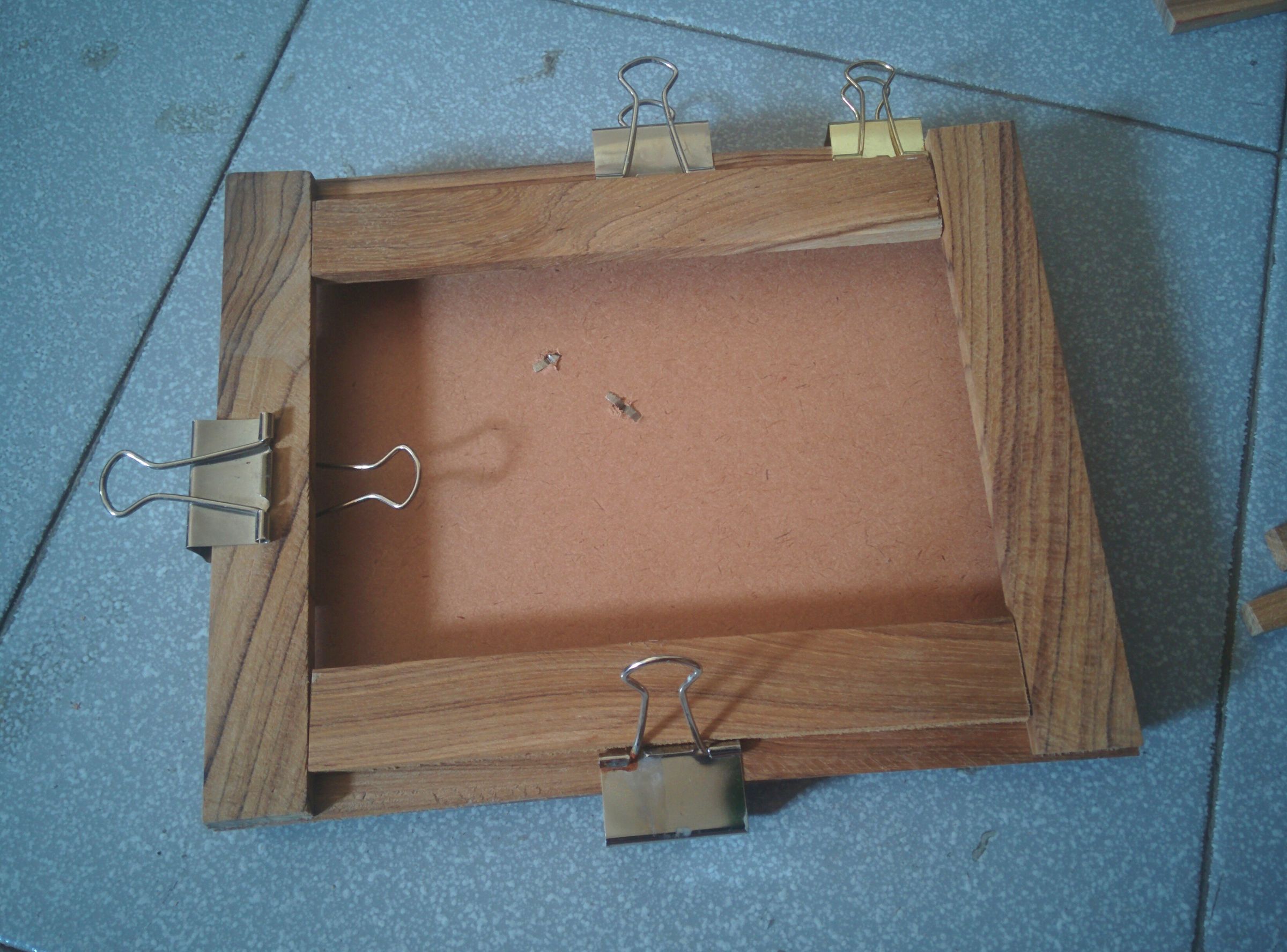 How to Turn Your Old Kindle Fire Tablet to a Wooden Digital Photo Frame