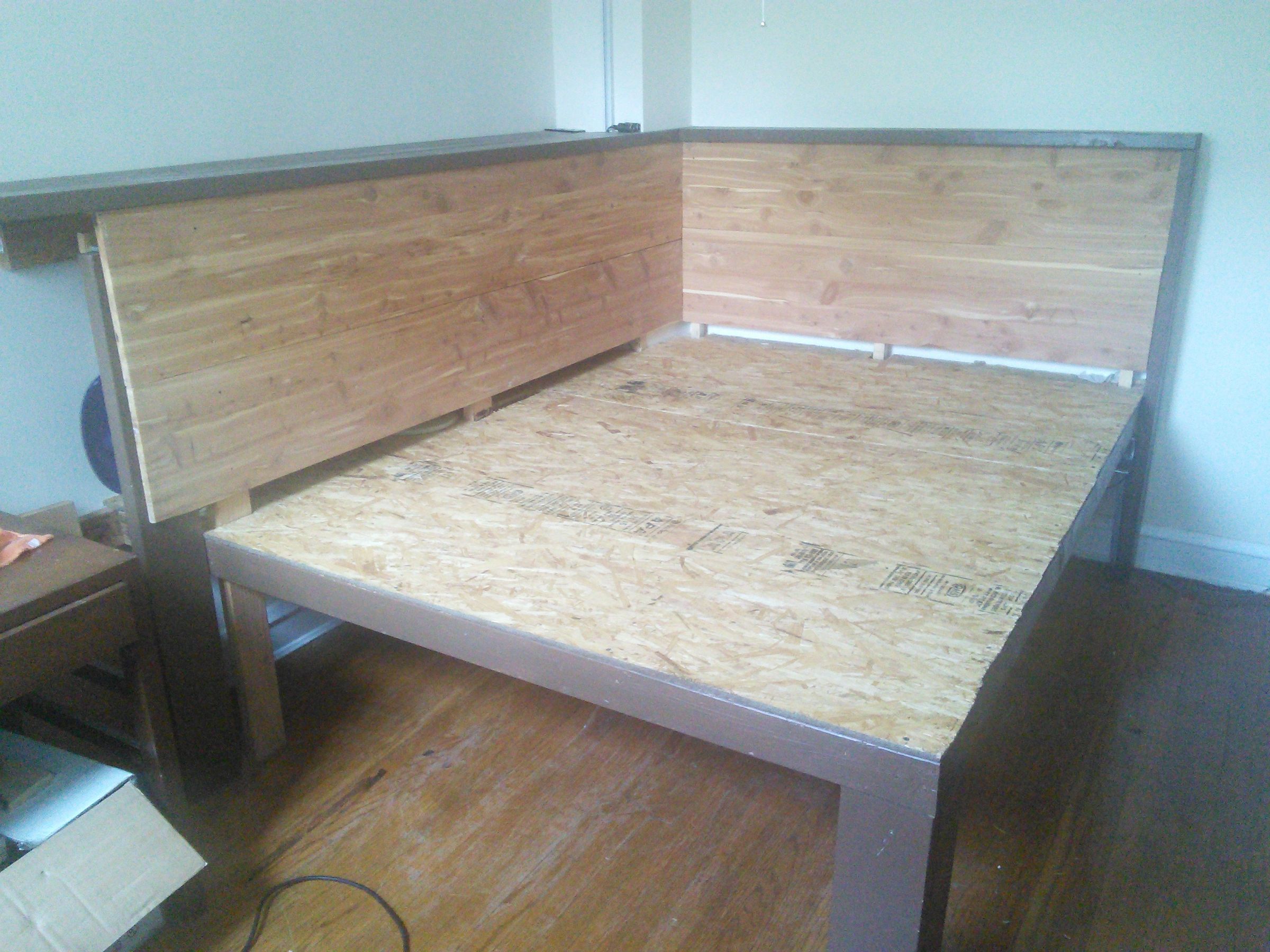 Cedar-Planked Platform Bed Frame : 9 Steps (with Pictures) - Instructables, image size:1024x768