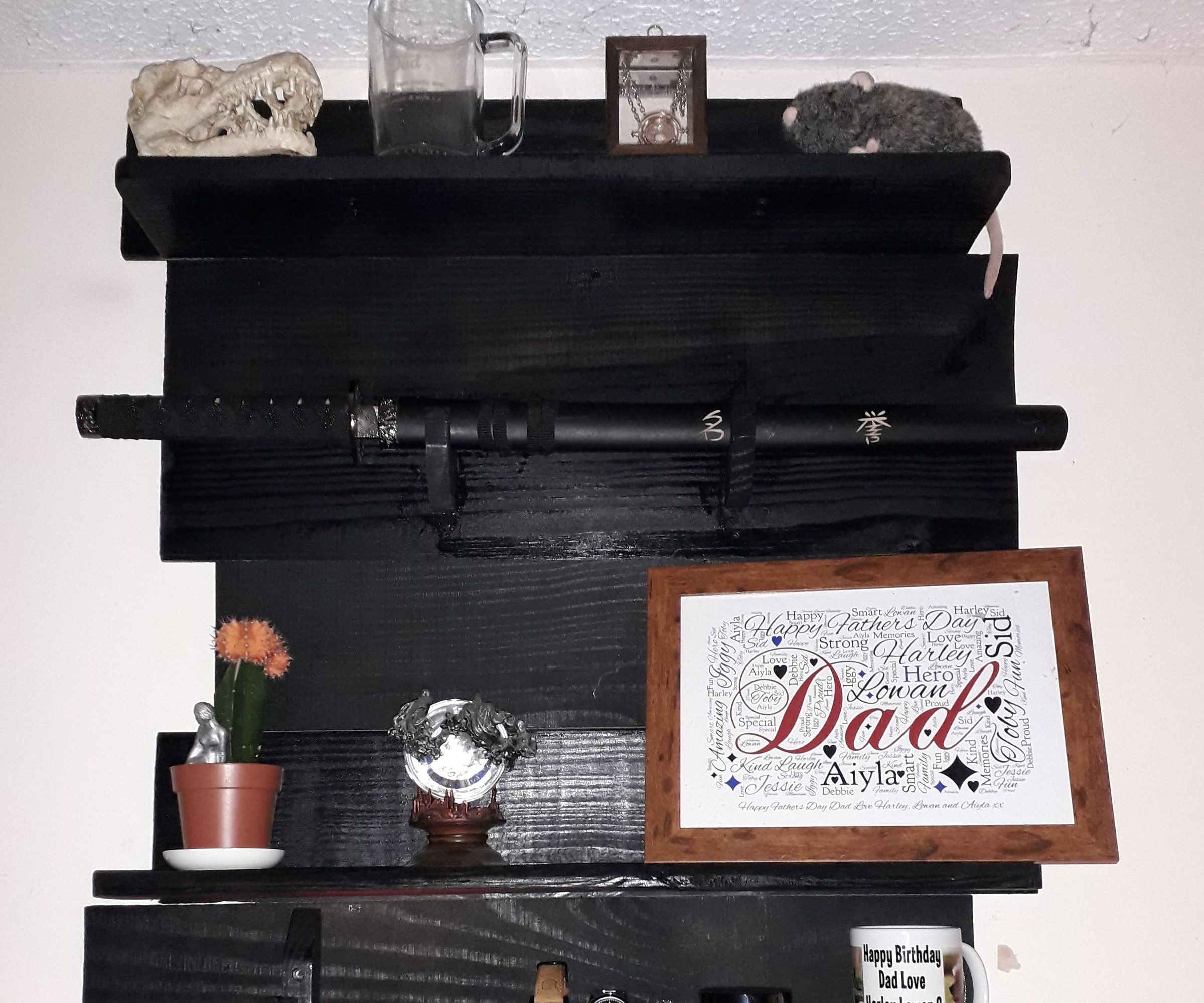 Wood Pallets Into Organised Wall Feature