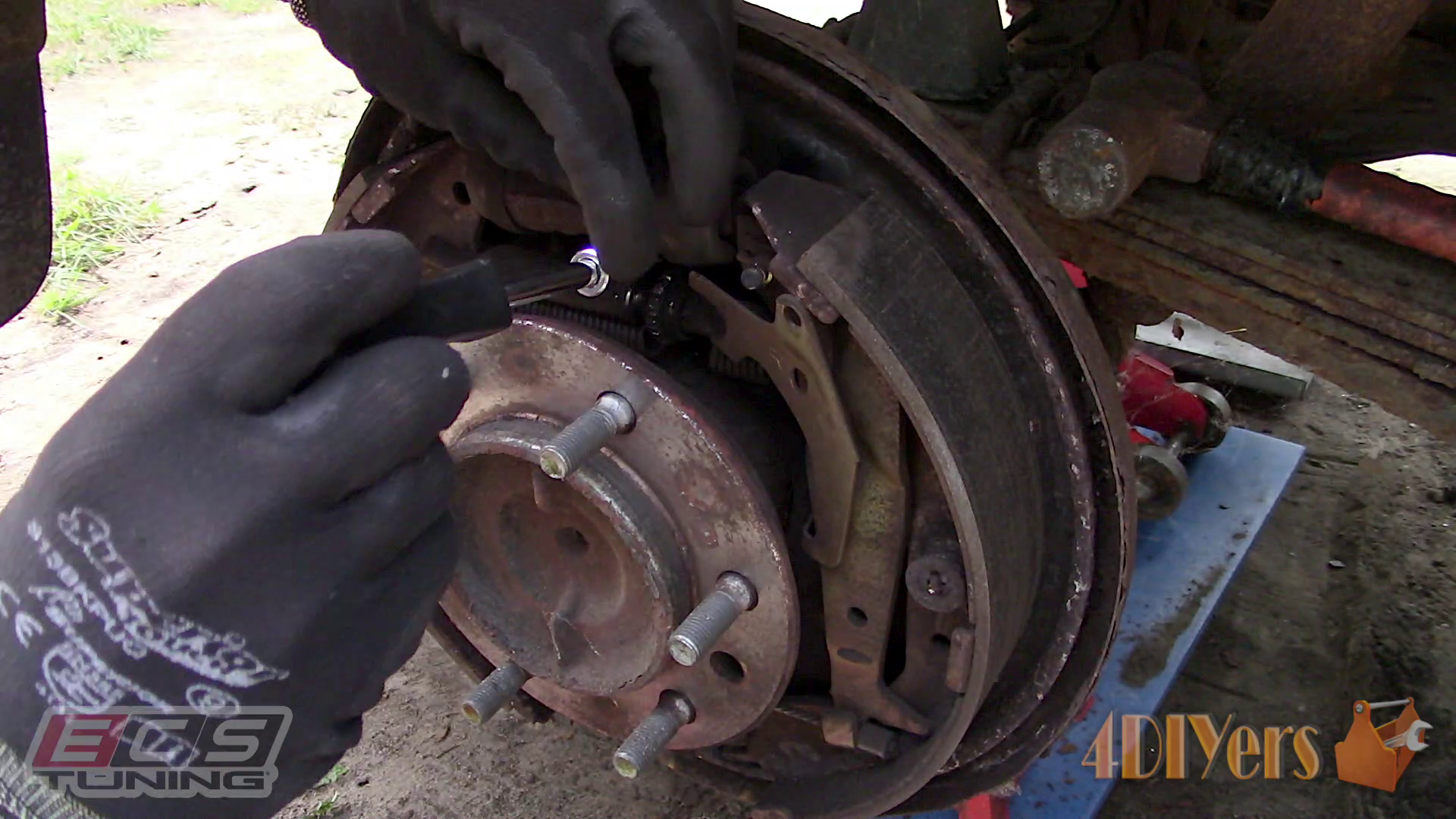 How to Replace Toyota Brake Wheel Cylinder Replacement 9 Steps
