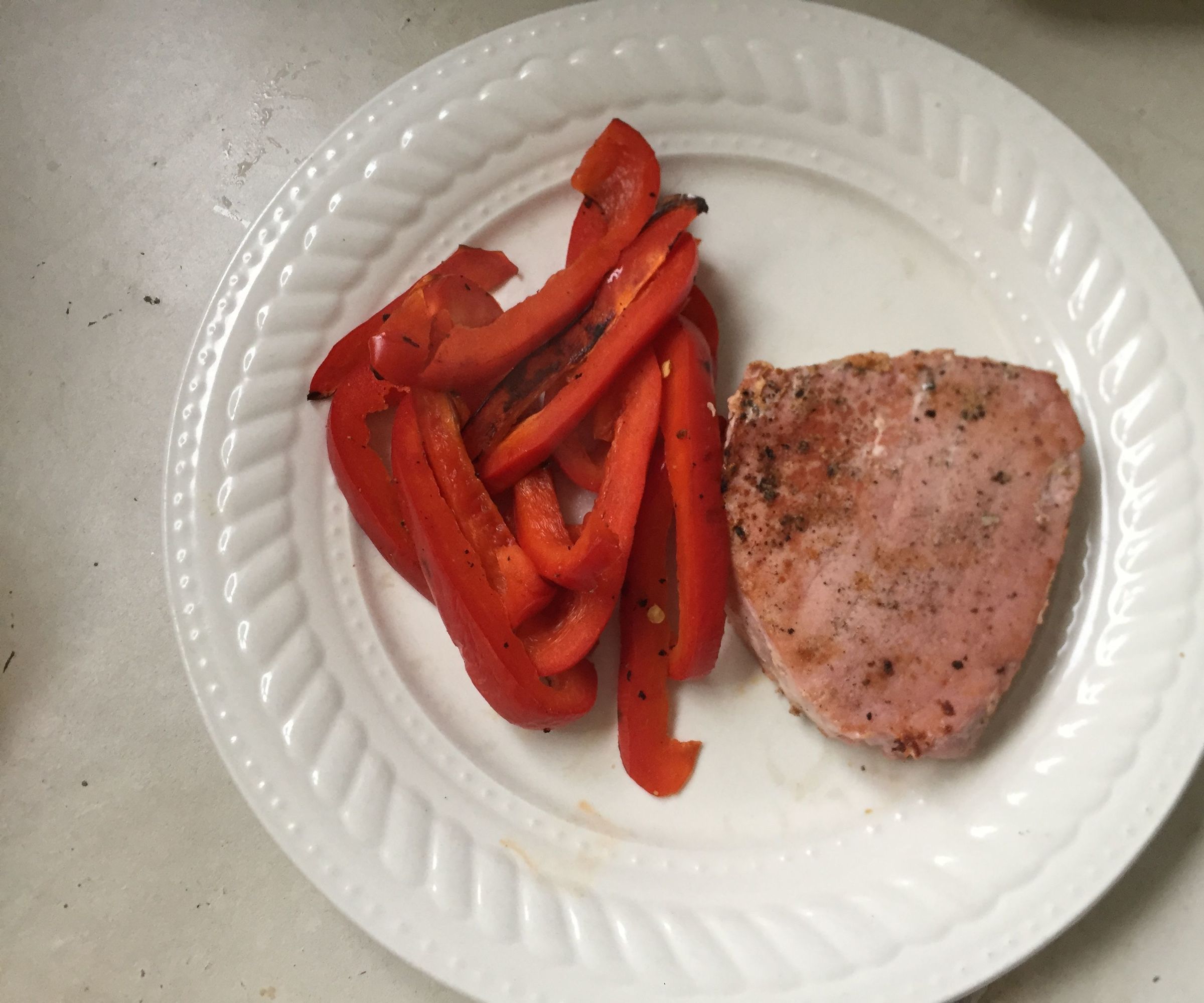 Spicy Tuna & Red Pepper