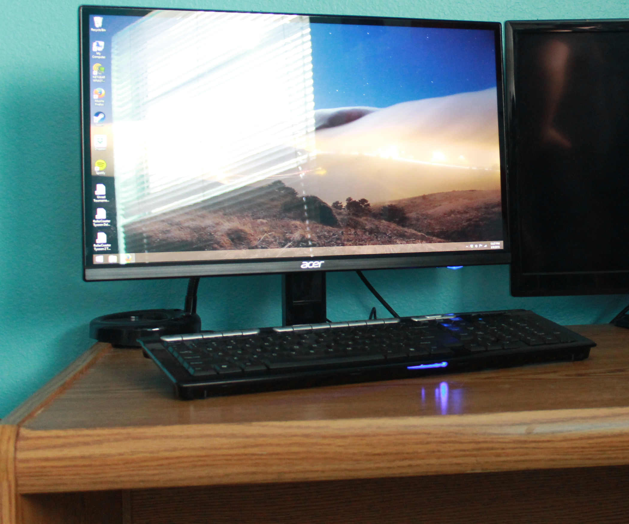 Setting Up a Dual Monitor Display in Windows 8.1 : 8 Steps - Instructables