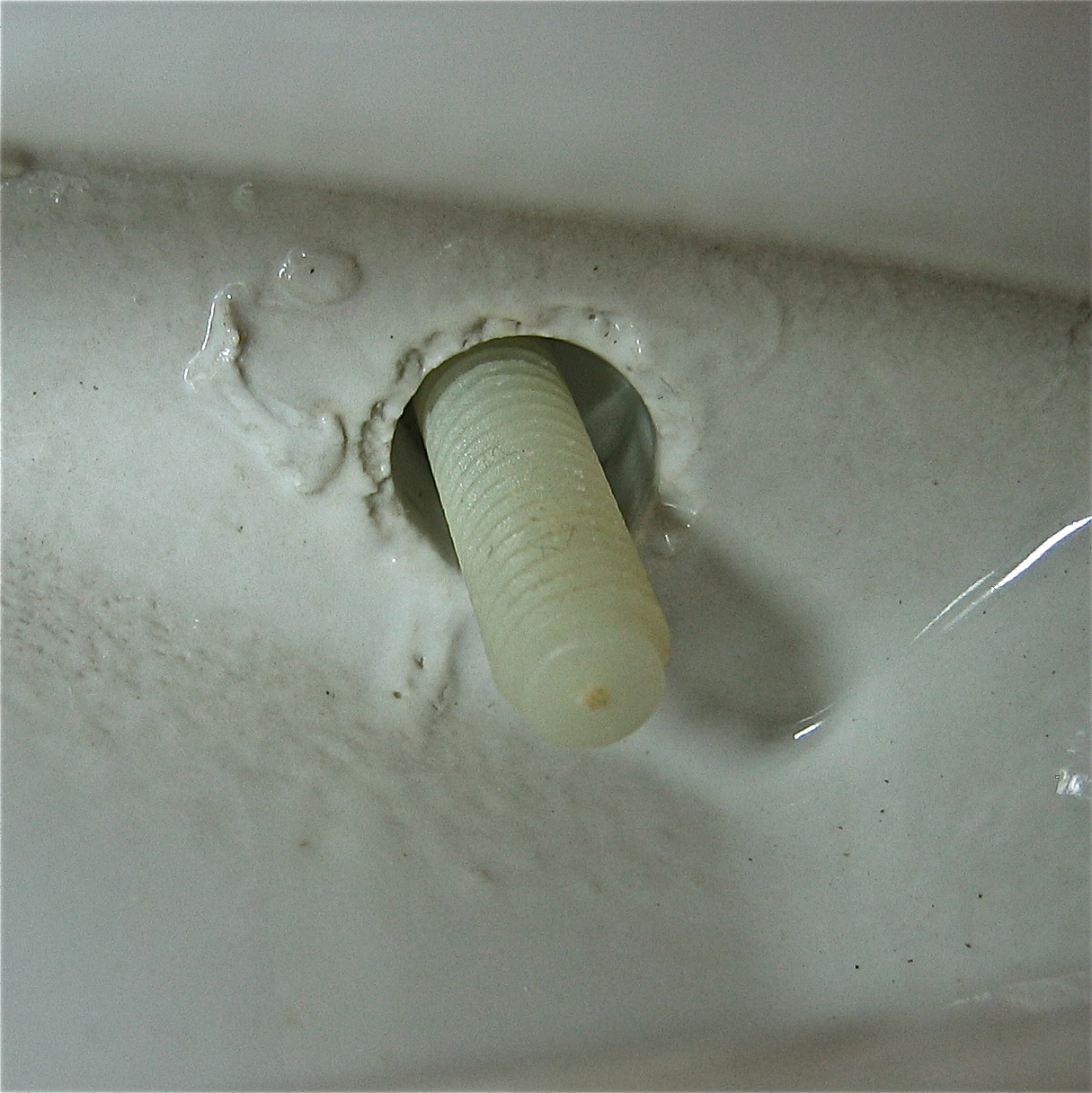 Fix a Toilet Seat With Sugru 6 Steps Instructables