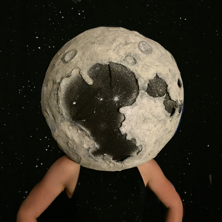 Moon (toilet Paper Mâché) : 9 Steps (with Pictures) - Instructables