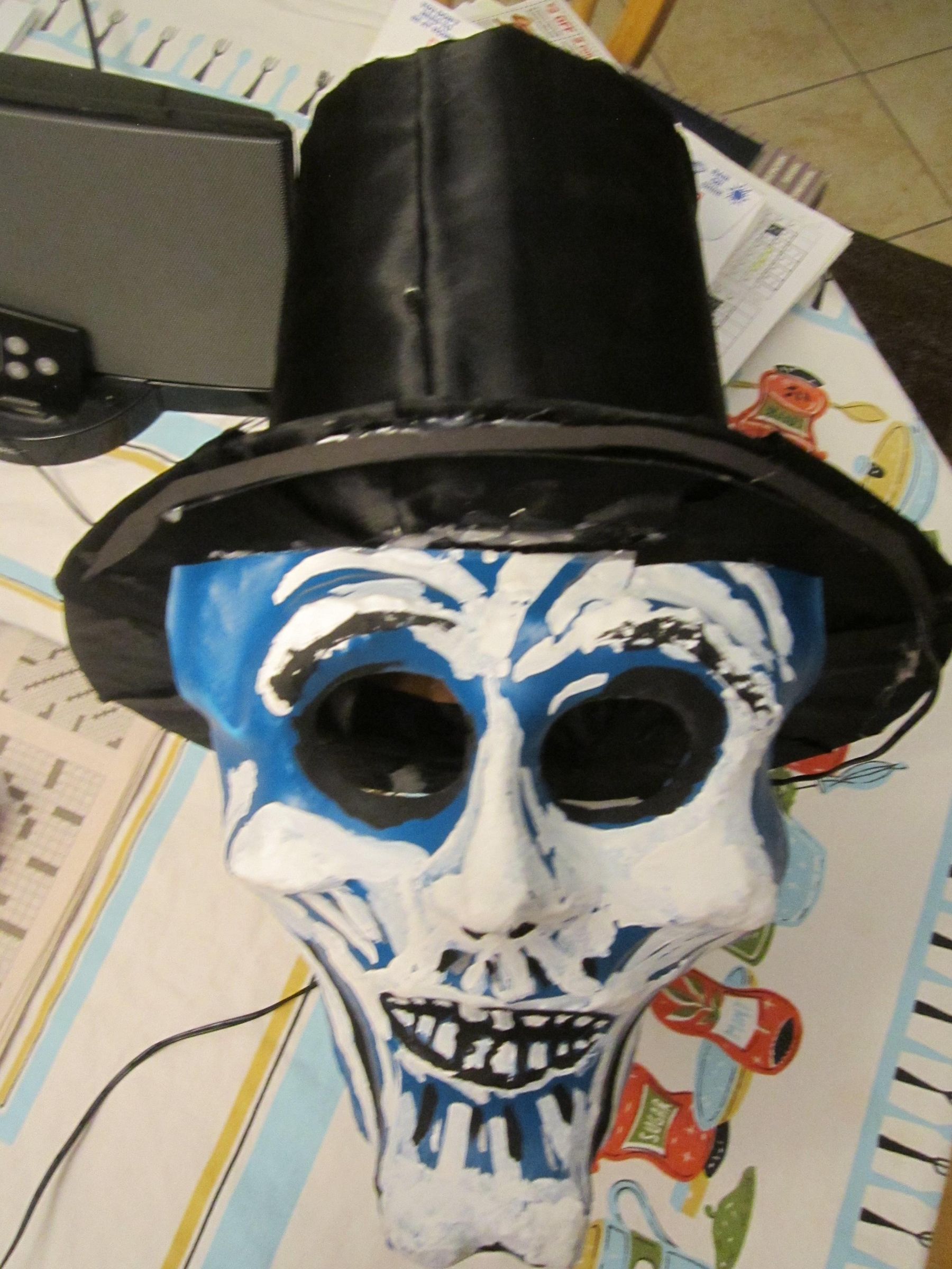 Top Hat Box Ghost Costume 4 Steps Instructables