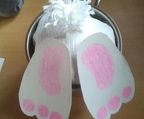 Easter Decoration: Rabbit in a Bowl