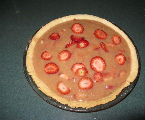 Rhubarb & Strawberry Pie