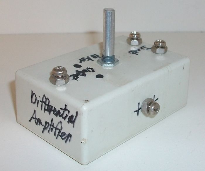 Transistor Differential Amplifier