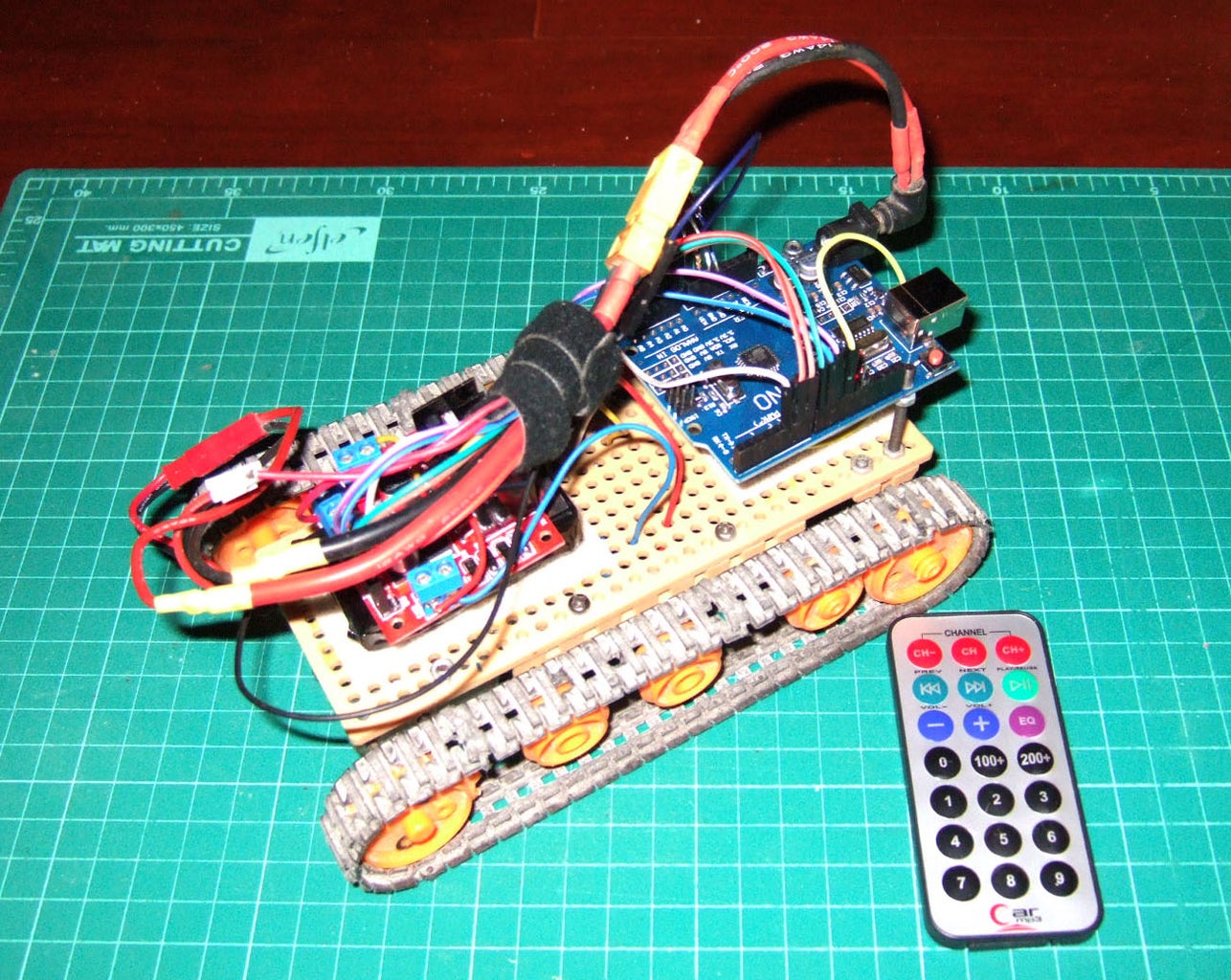 Tracked Robot IR Remote Control by Arduino : 4 Steps (with Pictures ...