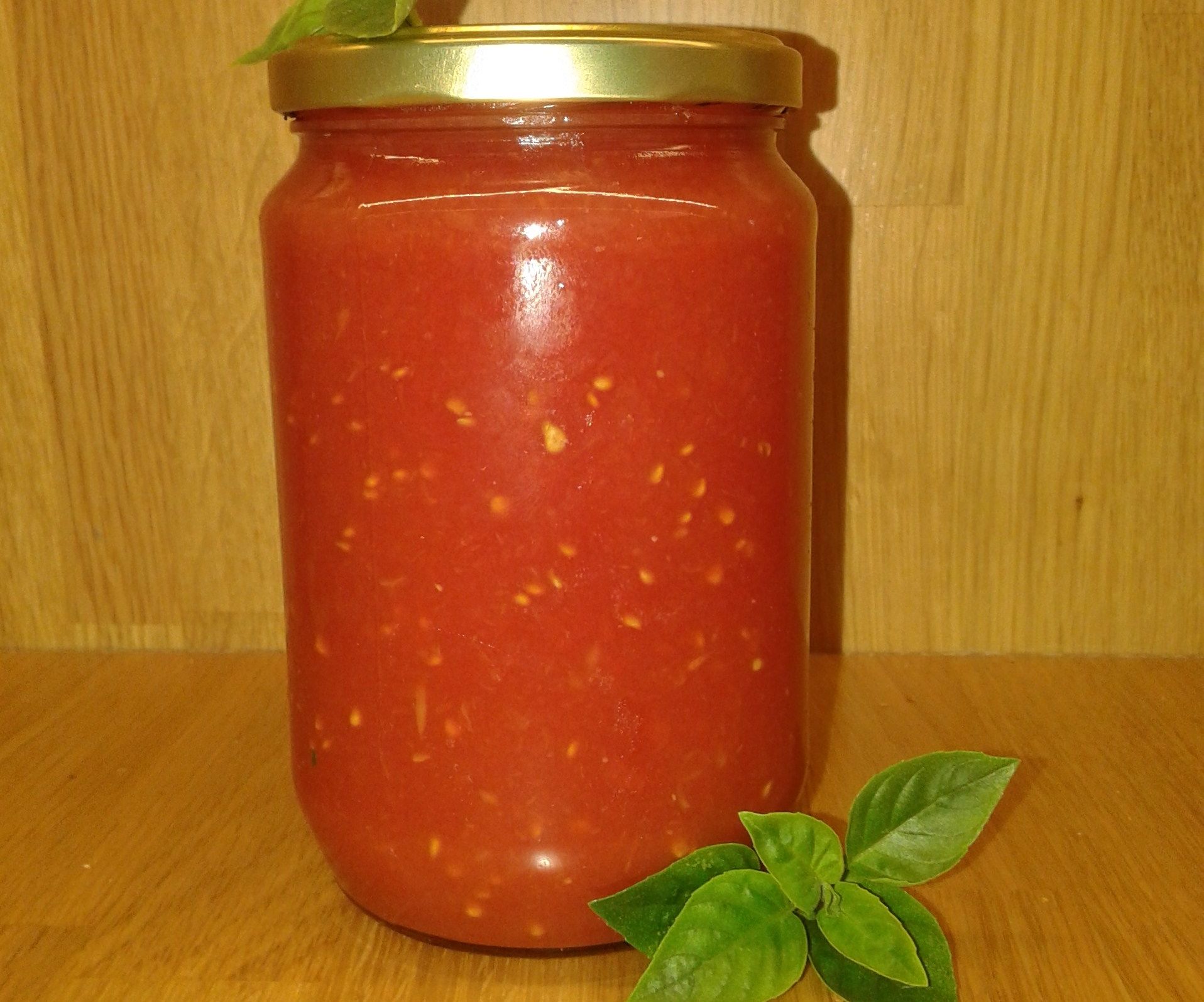 My Granny's Homemade Tomato Sauce