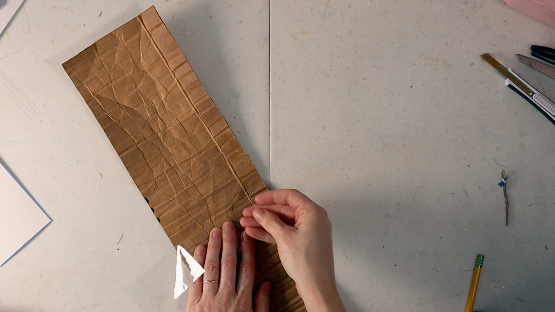 How to Make a Pinata : 19 Steps (with Pictures) - Instructables