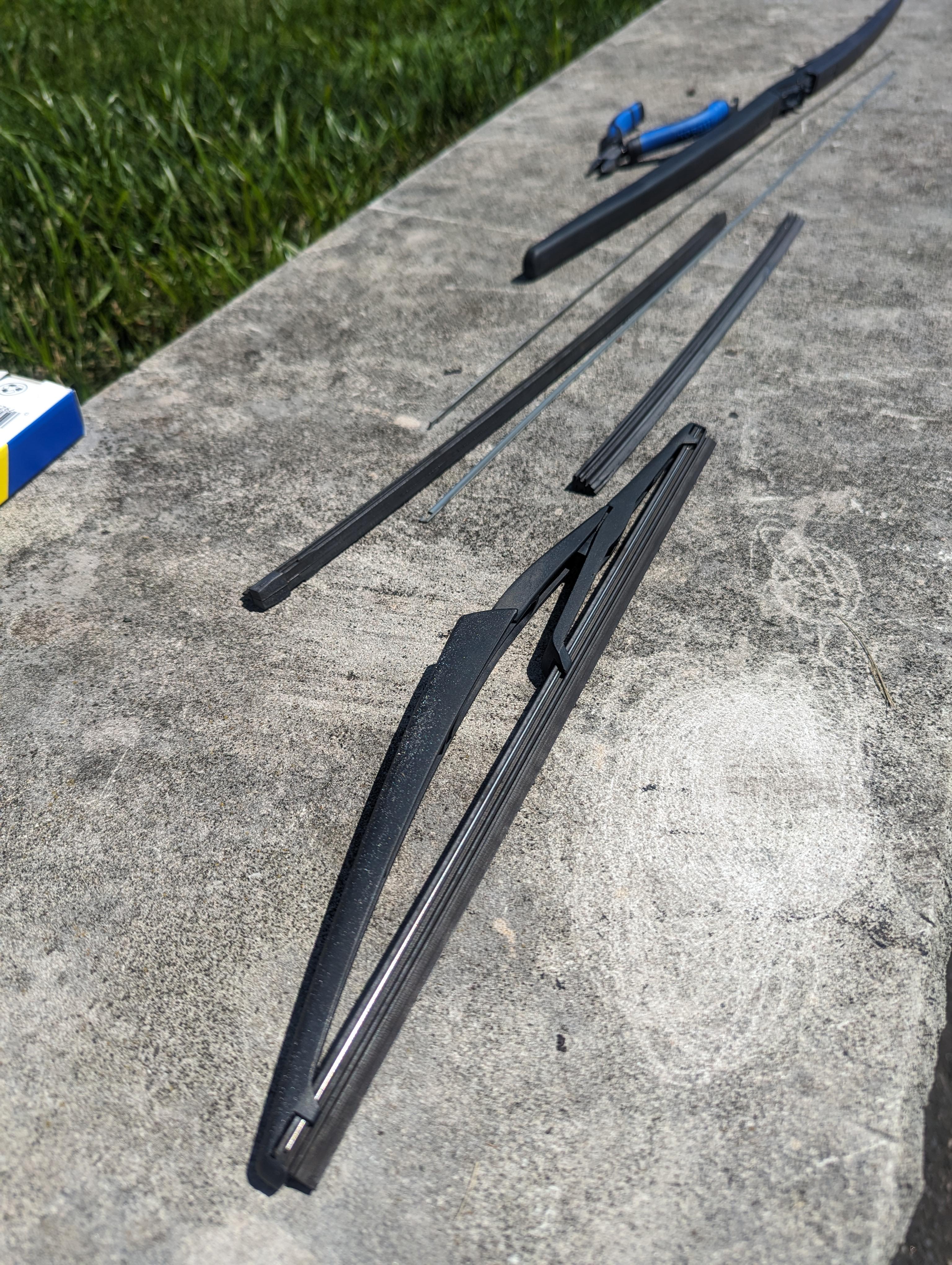 Free Rear Windshield Wiper Replacement 6 Steps Instructables