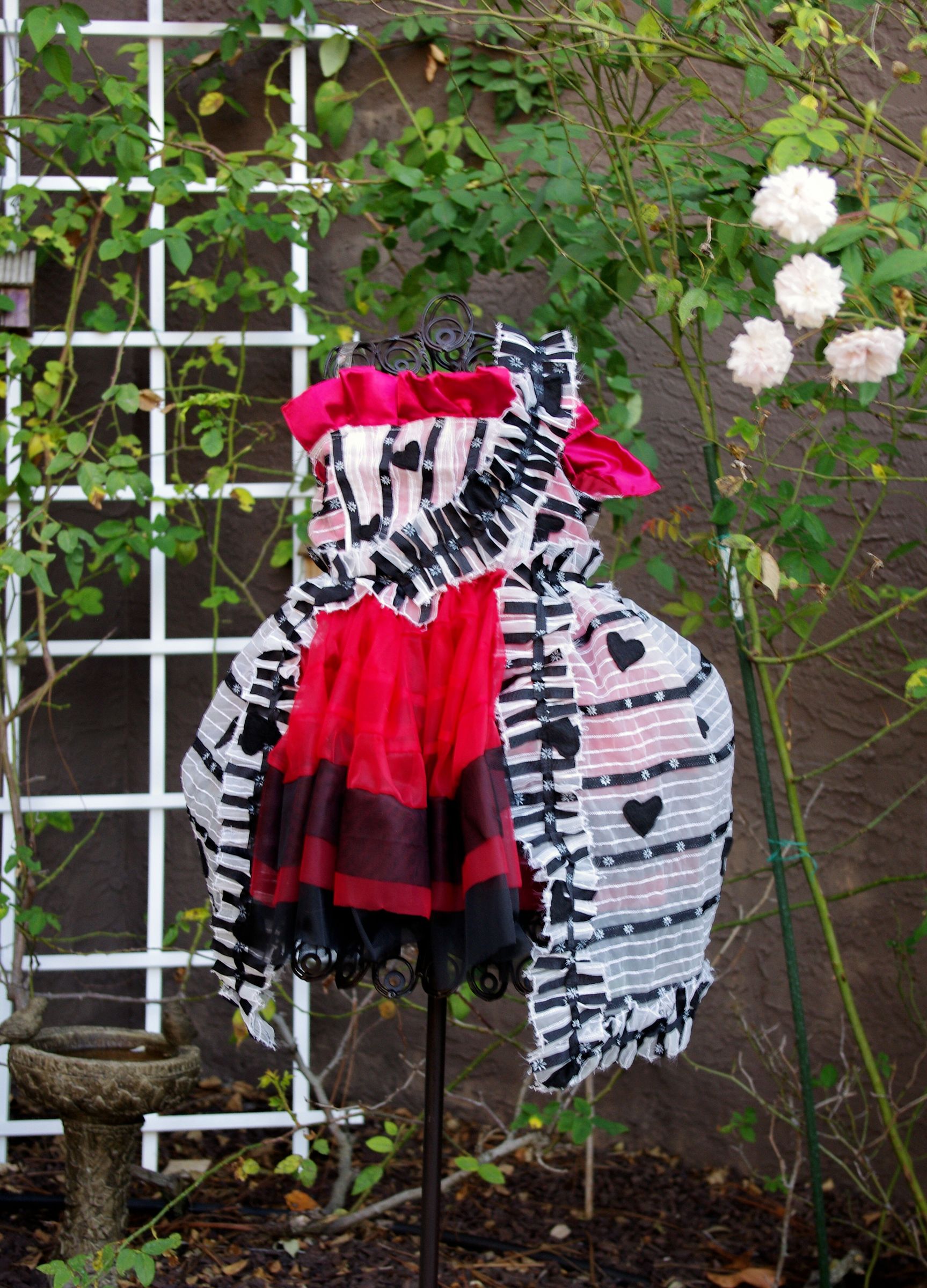 Little Umm From Umbridge Tim Burton Alice in Wonderland.