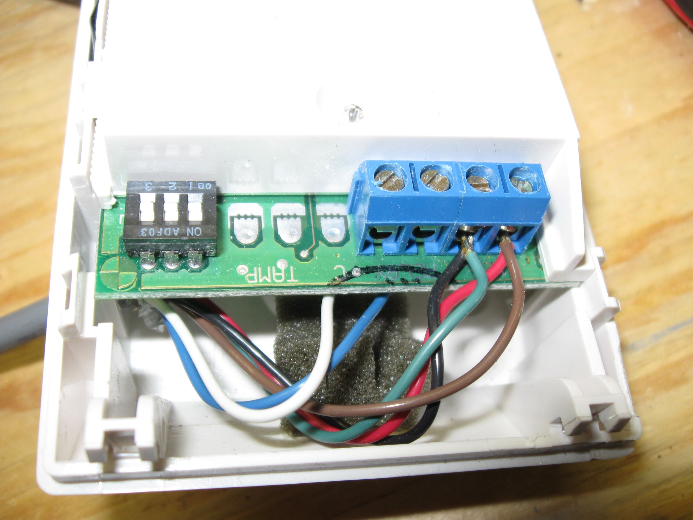 Hacking a PIR Motion Sensor for Use As a Triggering Device. 5 Steps