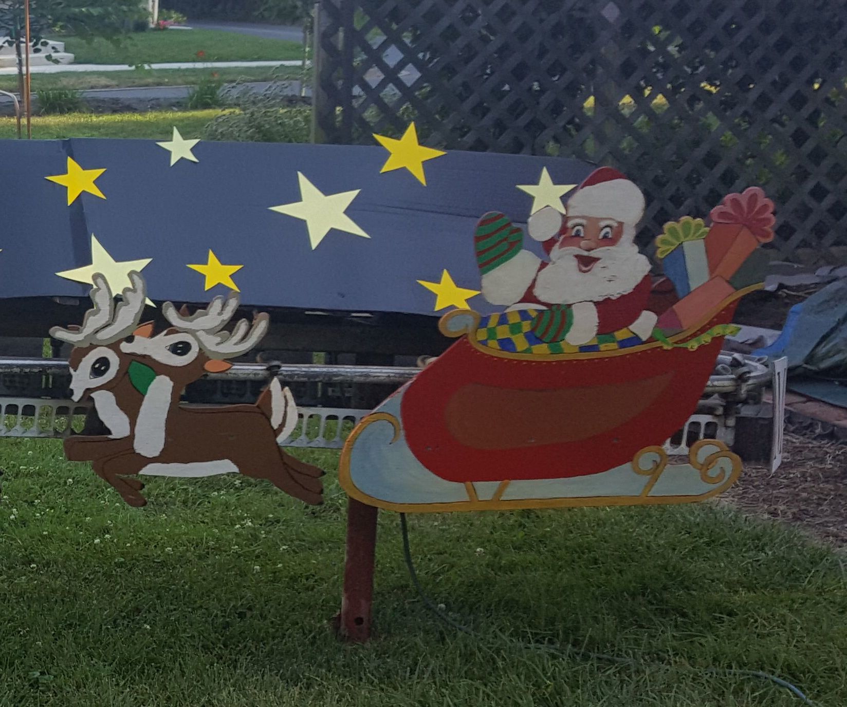 Christmas Decoration From Salvaged Materials