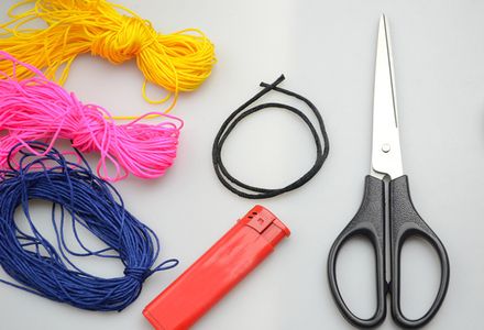 Professional Paracord Bracelets Instructions and the Way to Undo a Paracord Bracelet