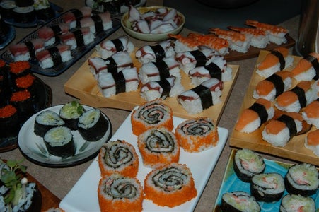 SUSHI SUSHI SUSHI