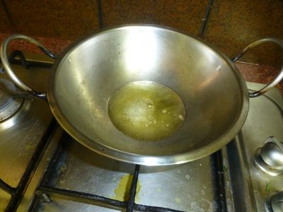 Temper the Onion Pickle