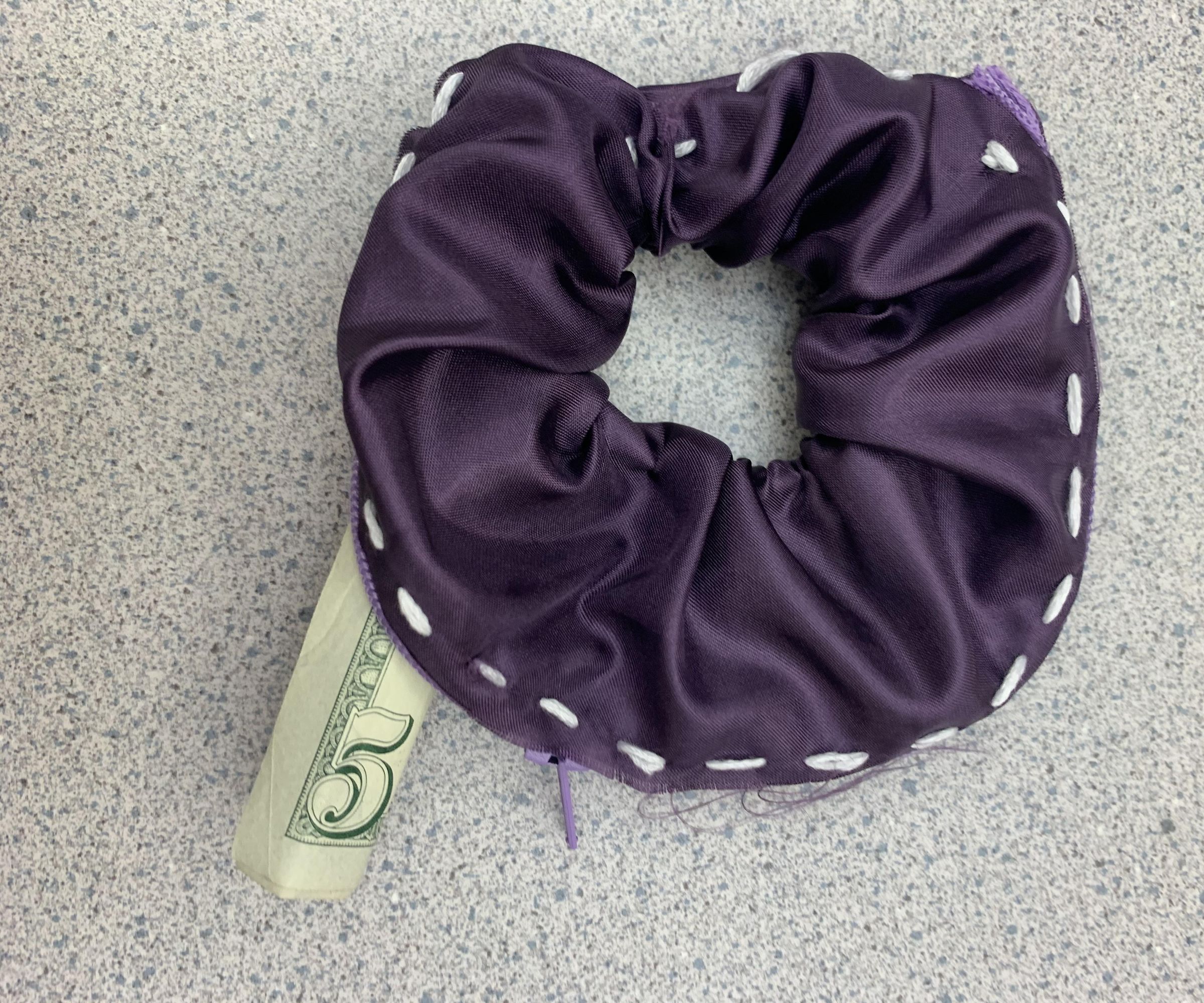 Super Secret Zipper Scrunchie