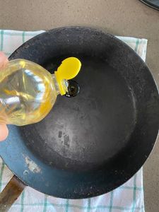 5. Cleaning a Cast Iron Pan
