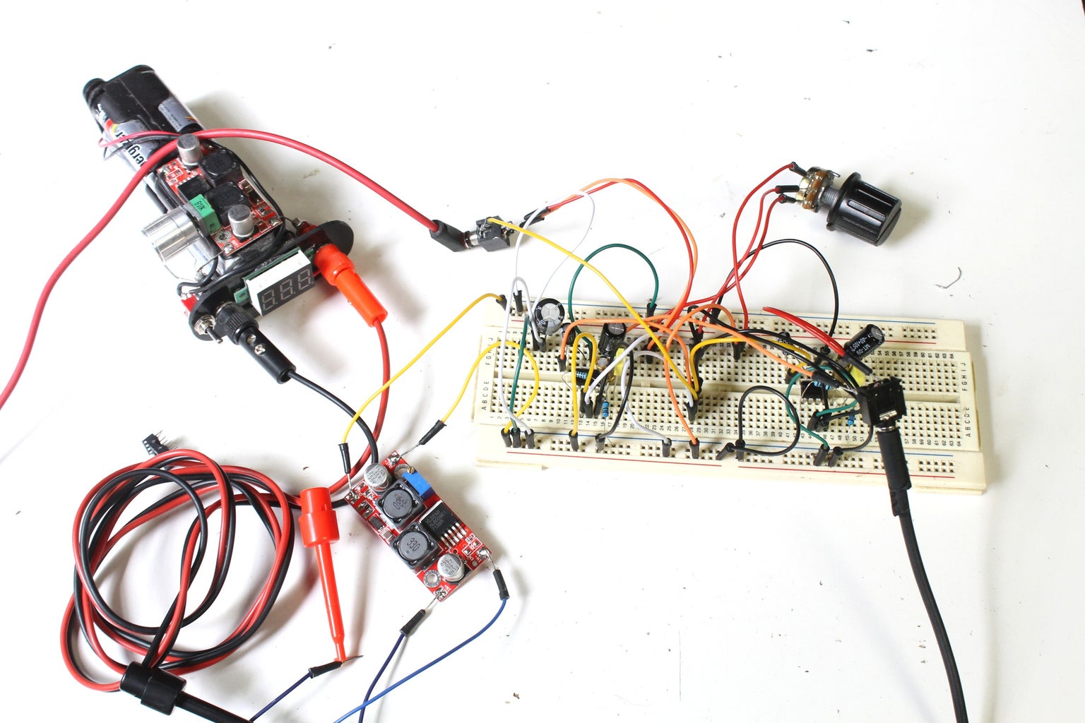 Make Your Own Headphone Amp V1 : 8 Steps Circuit Diagram