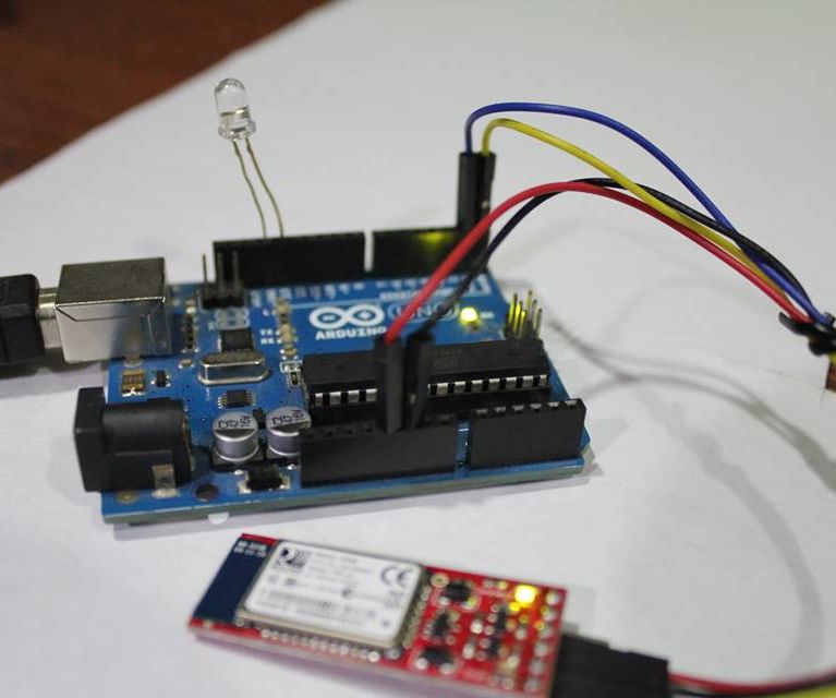 Voice Activated Lights / Led (ARDUINO and ANDROID)