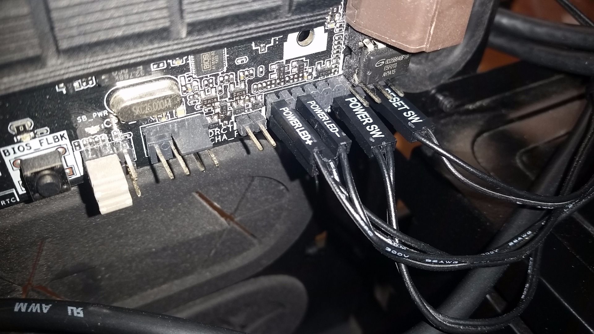 How to Build a Desktop Computer : 13 Steps - Instructables