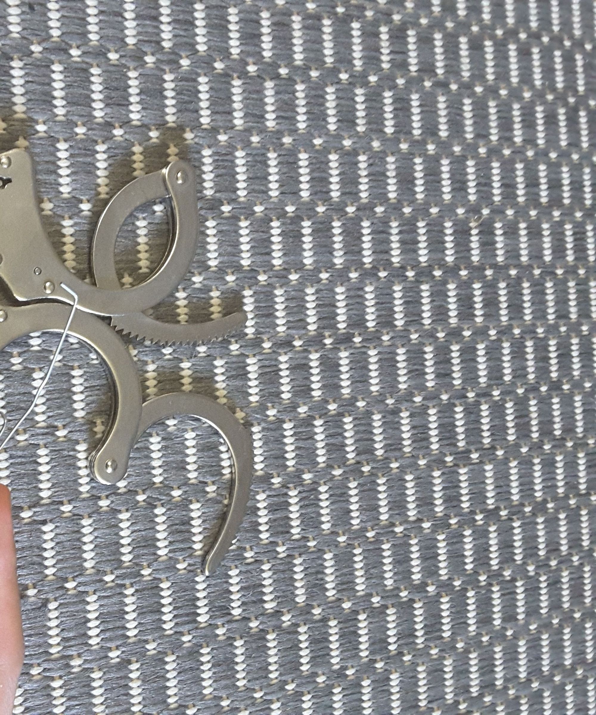 How to Pick Police Issue Handcuffs With a Paperclip