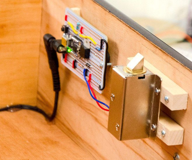 Secret Knock Detecting Drawer Lock(origional)