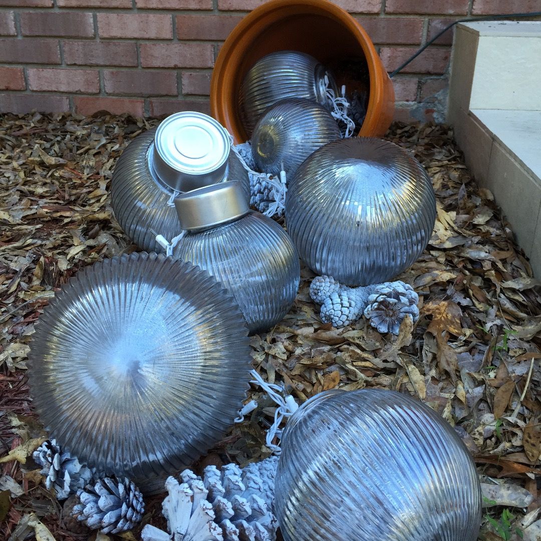 Outdoor Christmas Balls : 3 Steps - Instructables