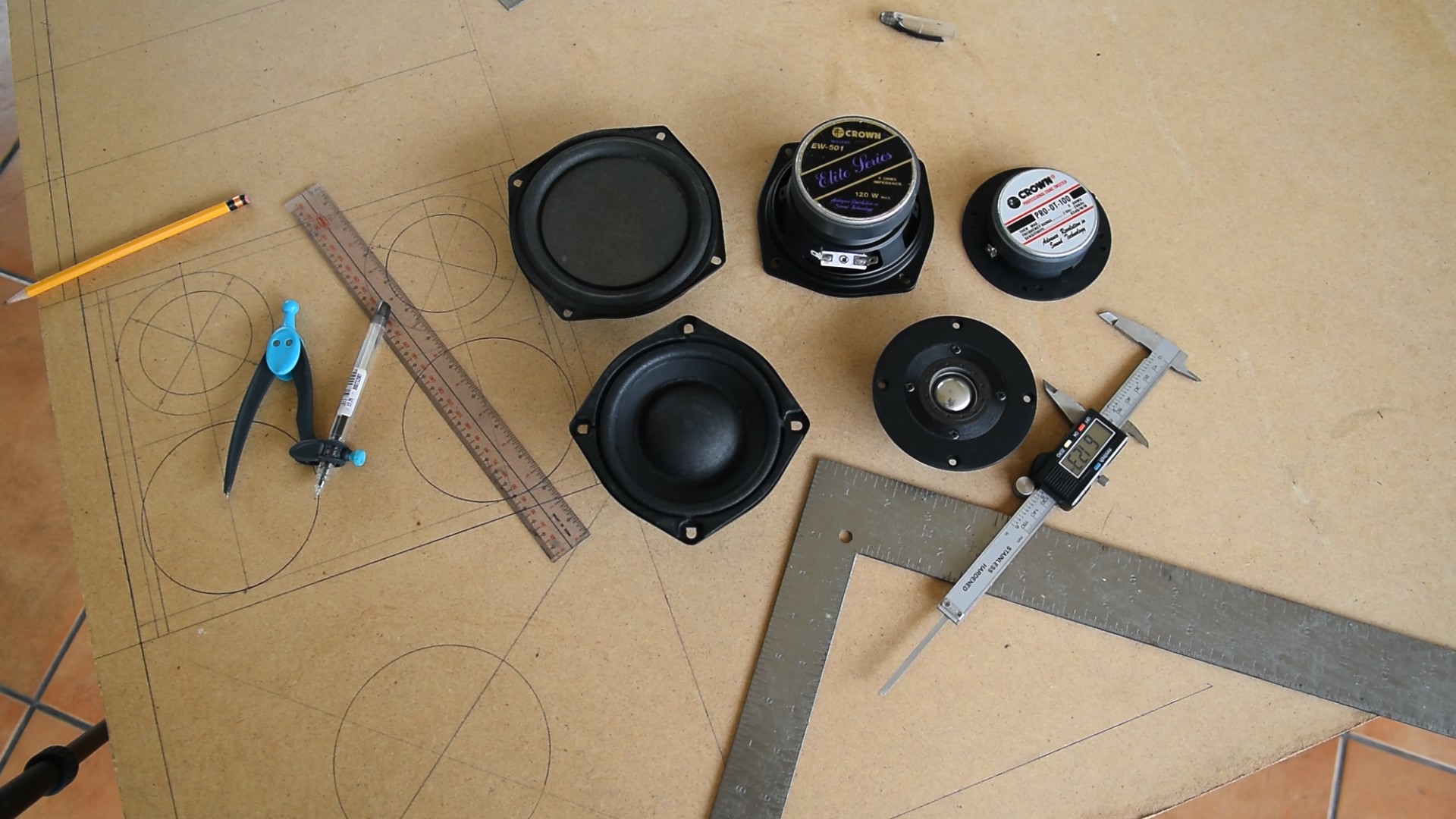 Build a Bluetooth Boombox Speaker (from Scratch) 44 Steps (with