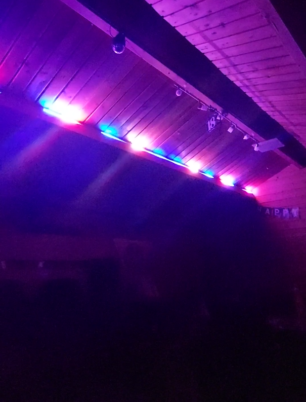 Raspberry PI Soundreactive LEDs Without MIC + ESP