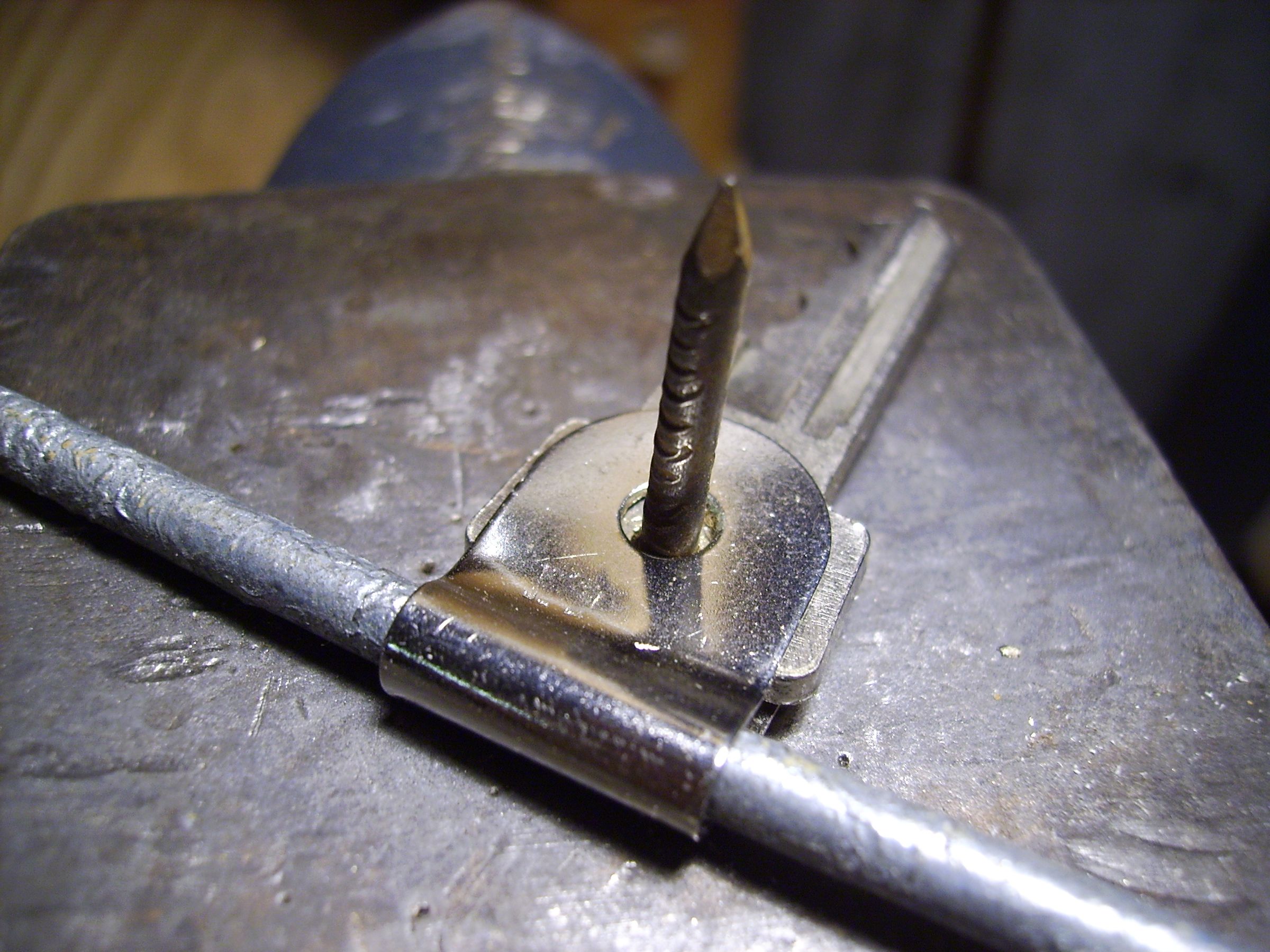 Repair a Broken Key Handle. 6 Steps Instructables