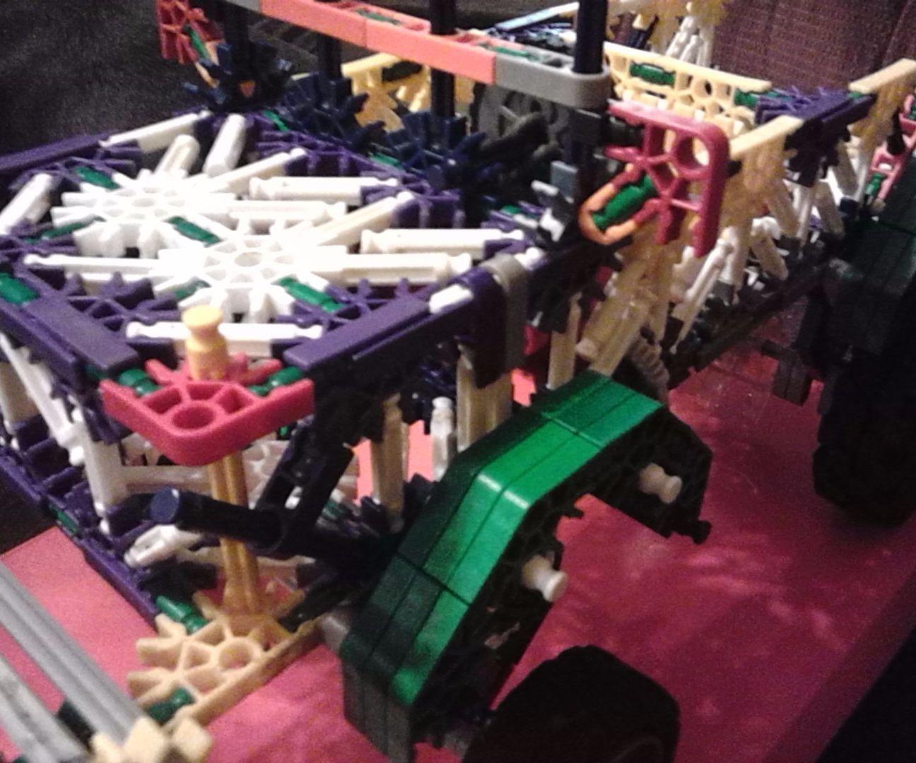 K'nex Jeep