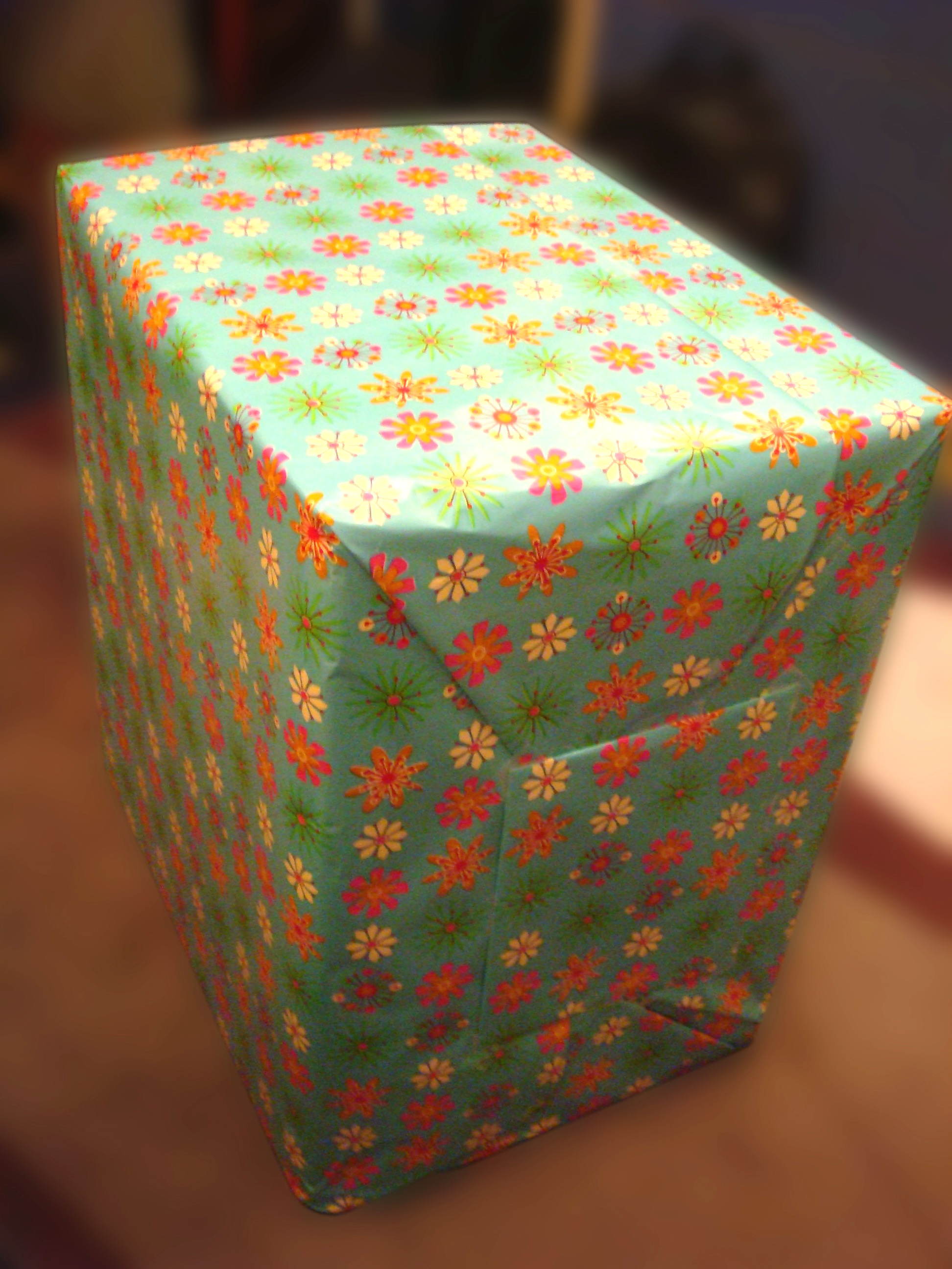 Exploding Booby Trap Gift Box