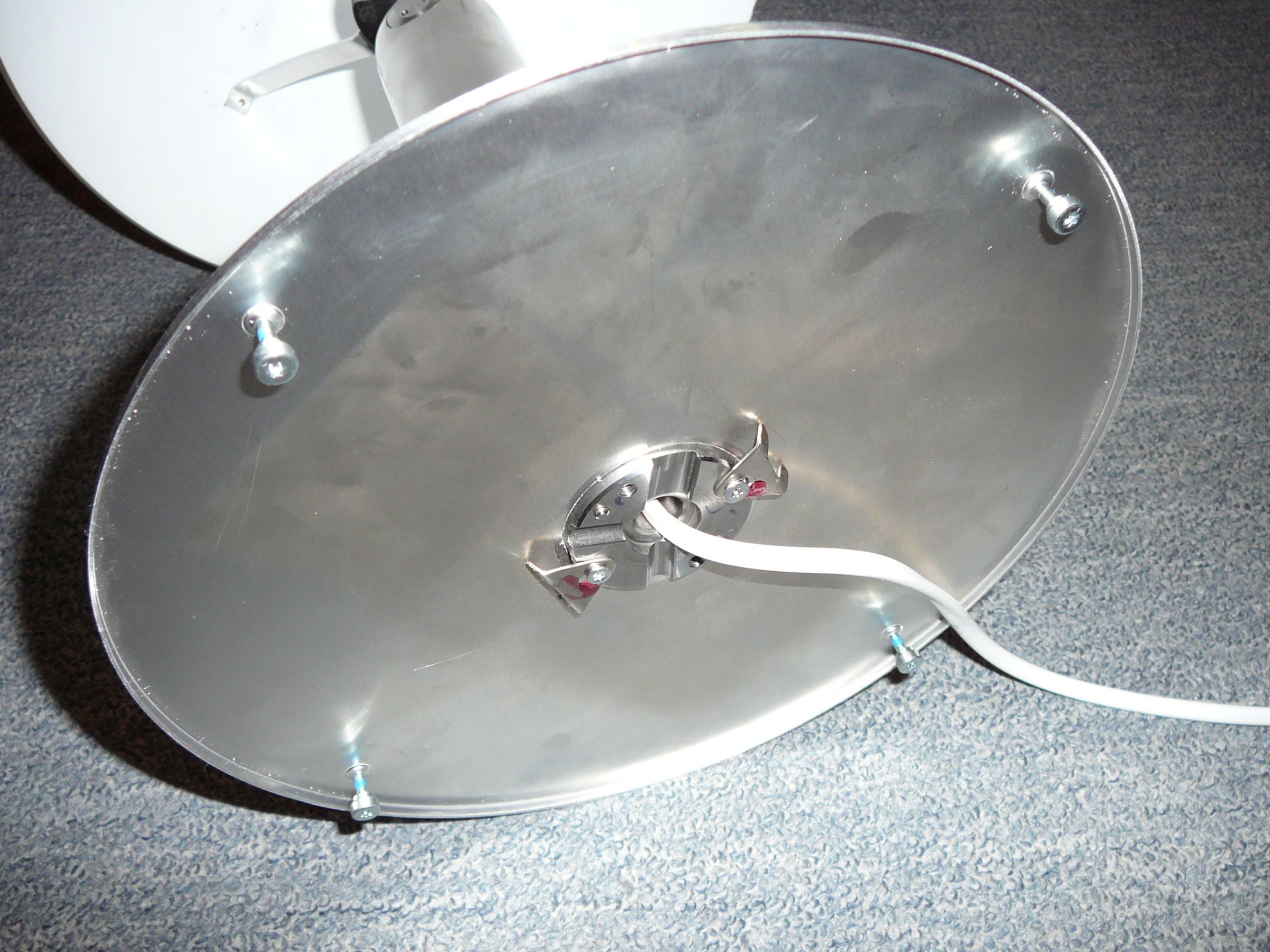 Imac (apple) Tablelamp Instructables